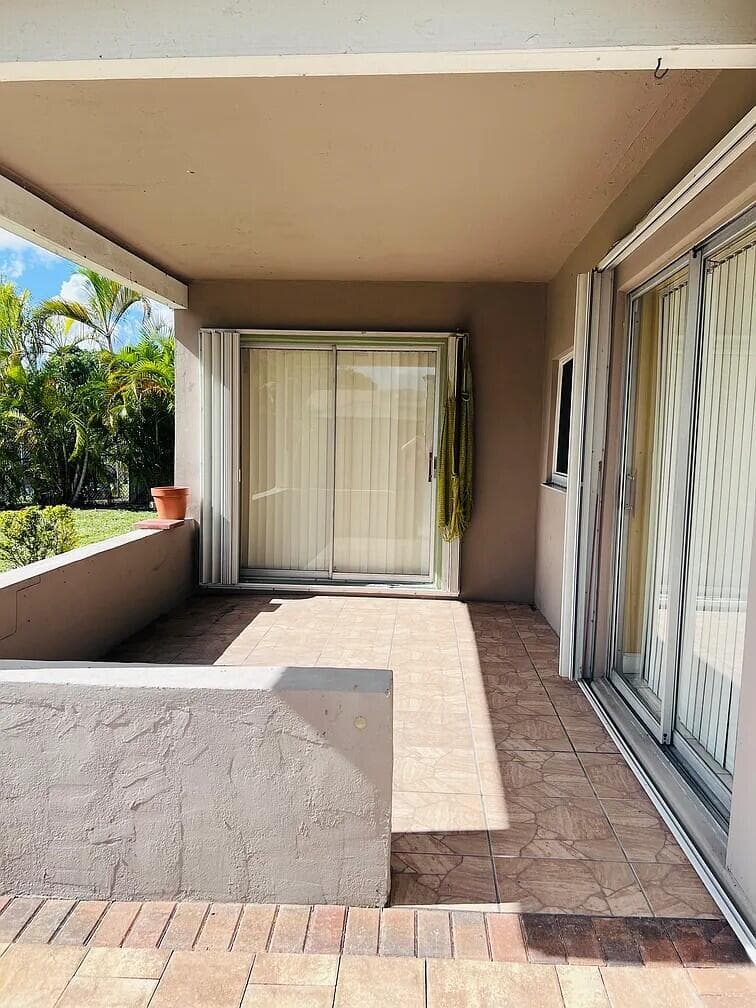 8136 NW 21st Court, Sunrise, FL 33322 — photo 24 of 36