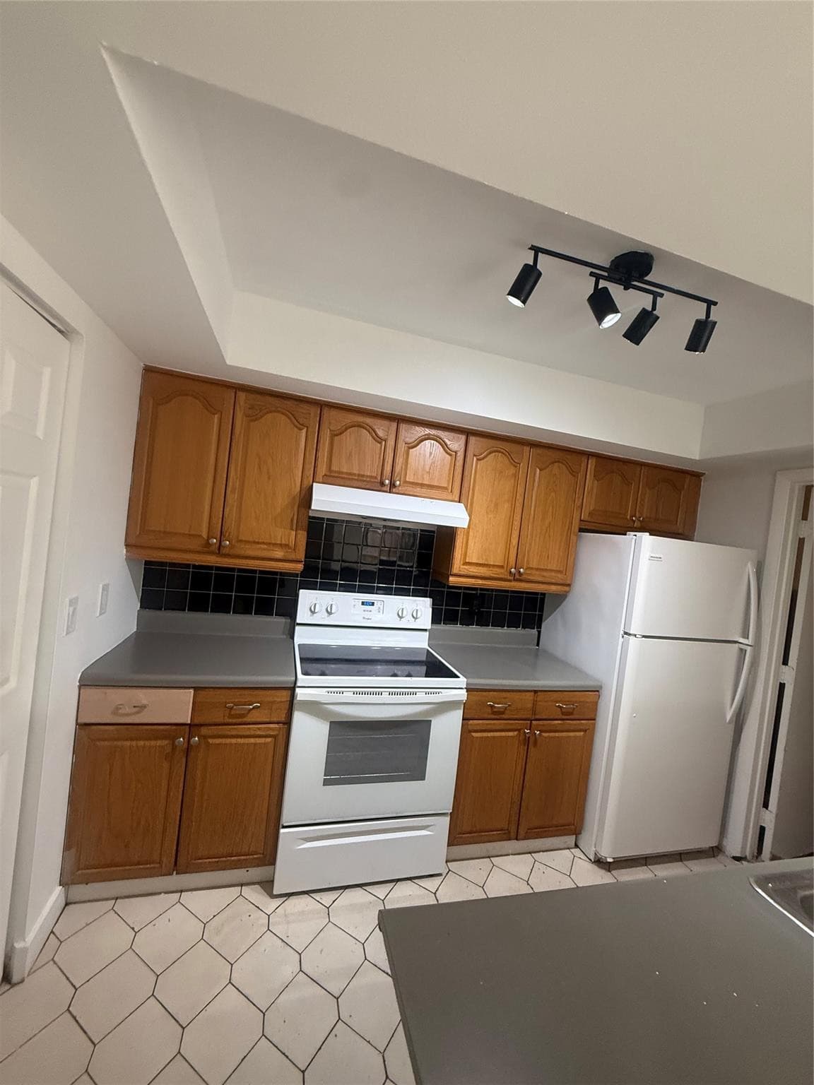 7427 SW 13th Street, North Lauderdale, FL 33068 — photo 10 of 49