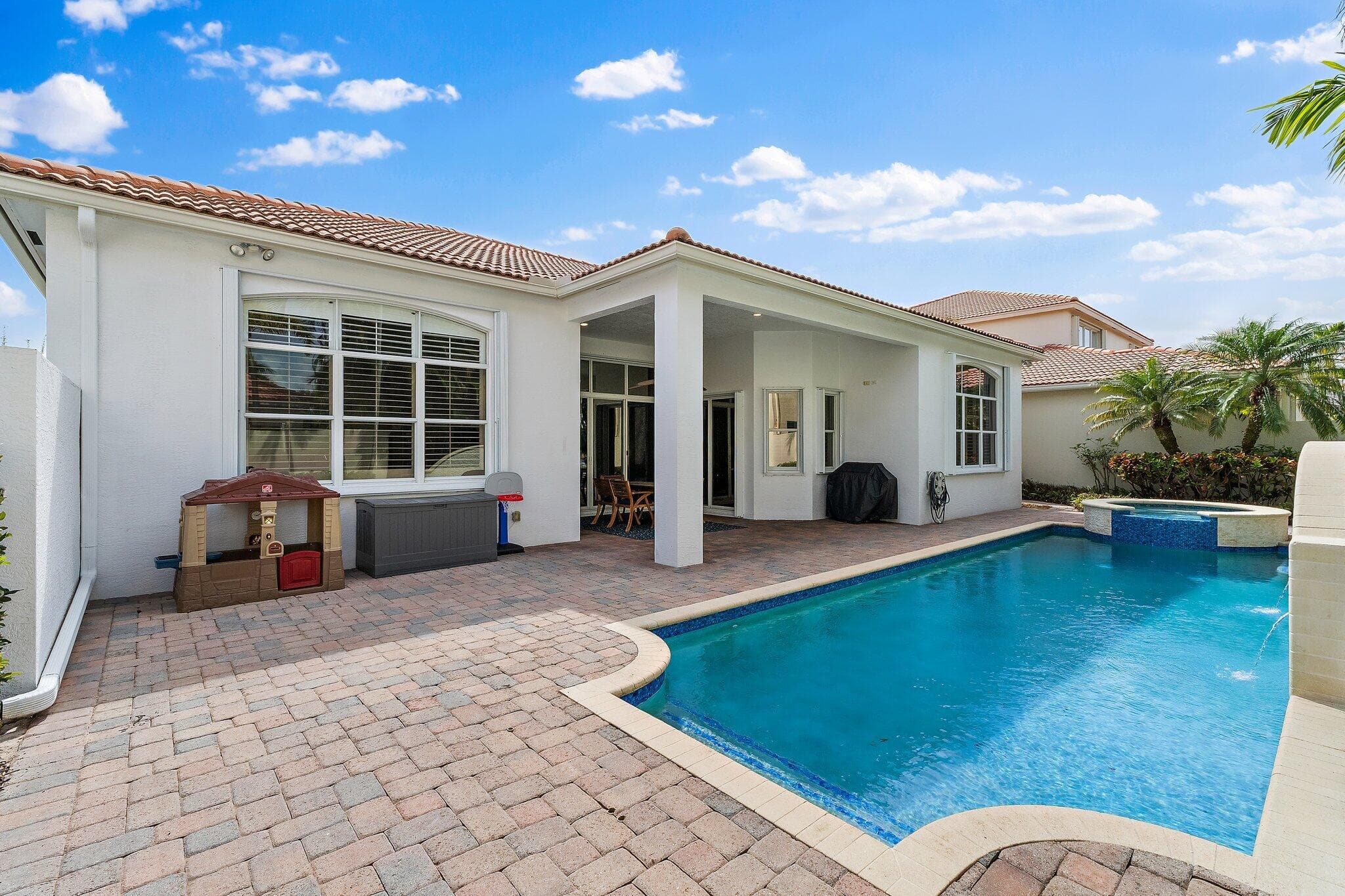 103 La Vida Court, Palm Beach Gardens, FL 33418 — photo 25 of 33