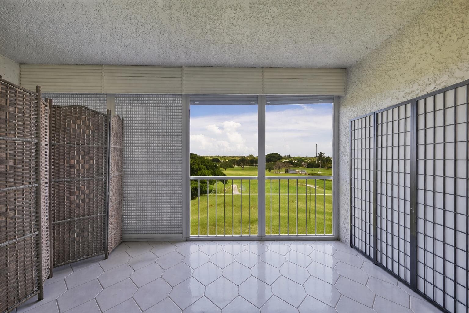 4570 NW 18th Avenue 604, Deerfield Beach, FL 33064 — photo 10 of 16