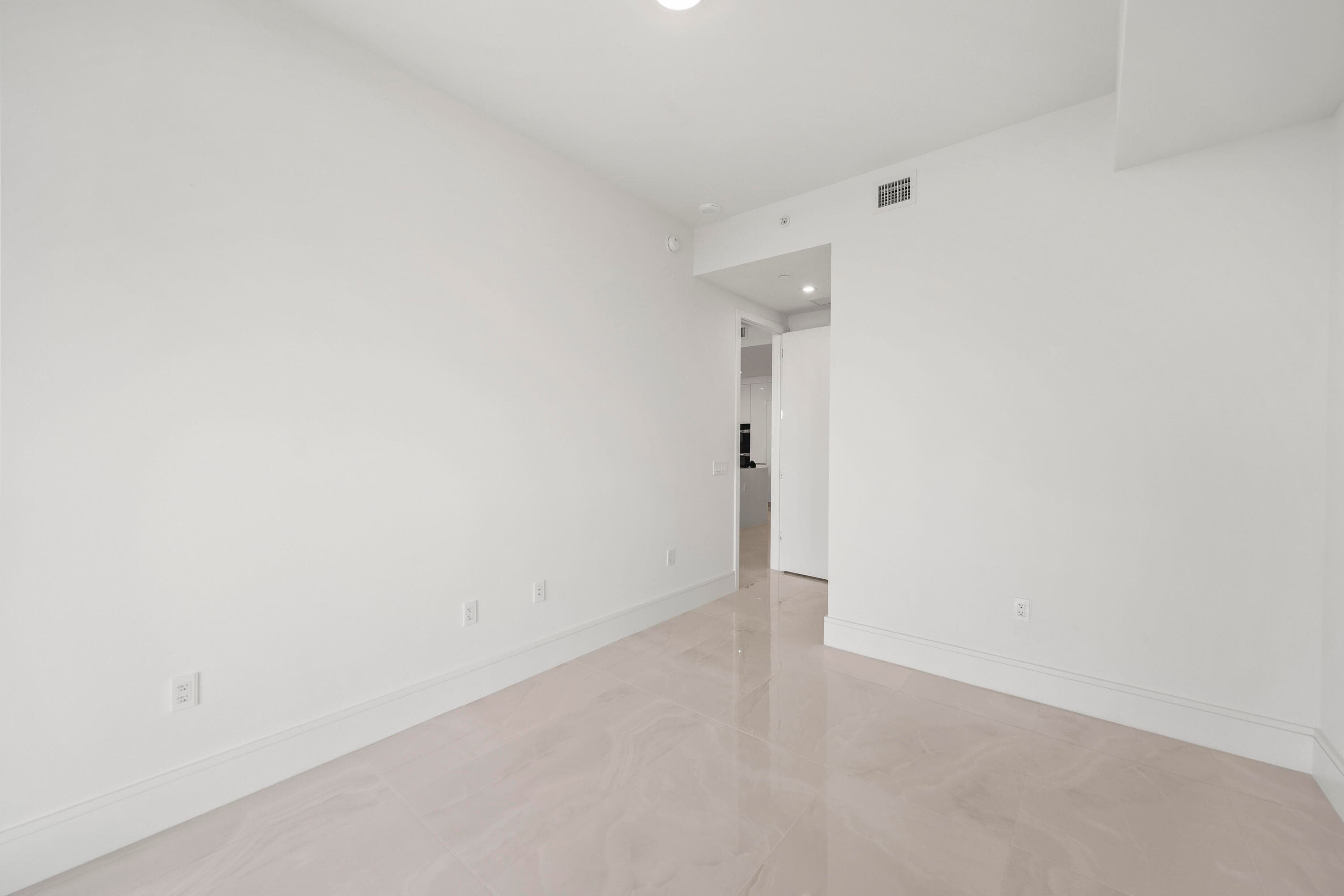 220 Lake Shore Drive 1121, Lake Park, FL 33403 — photo 27 of 65