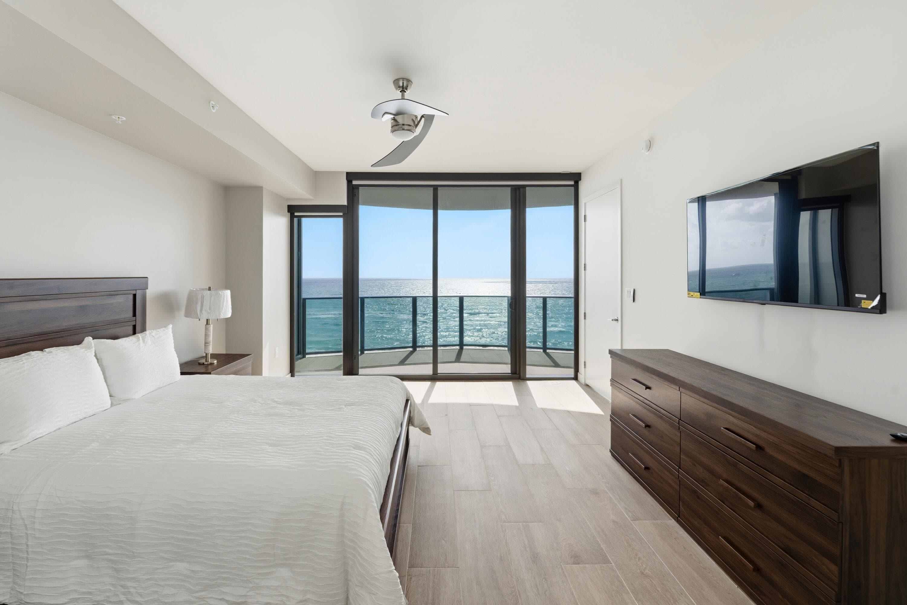 900 N Ocean Boulevard 802, Pompano Beach, FL 33062 — photo 25 of 59