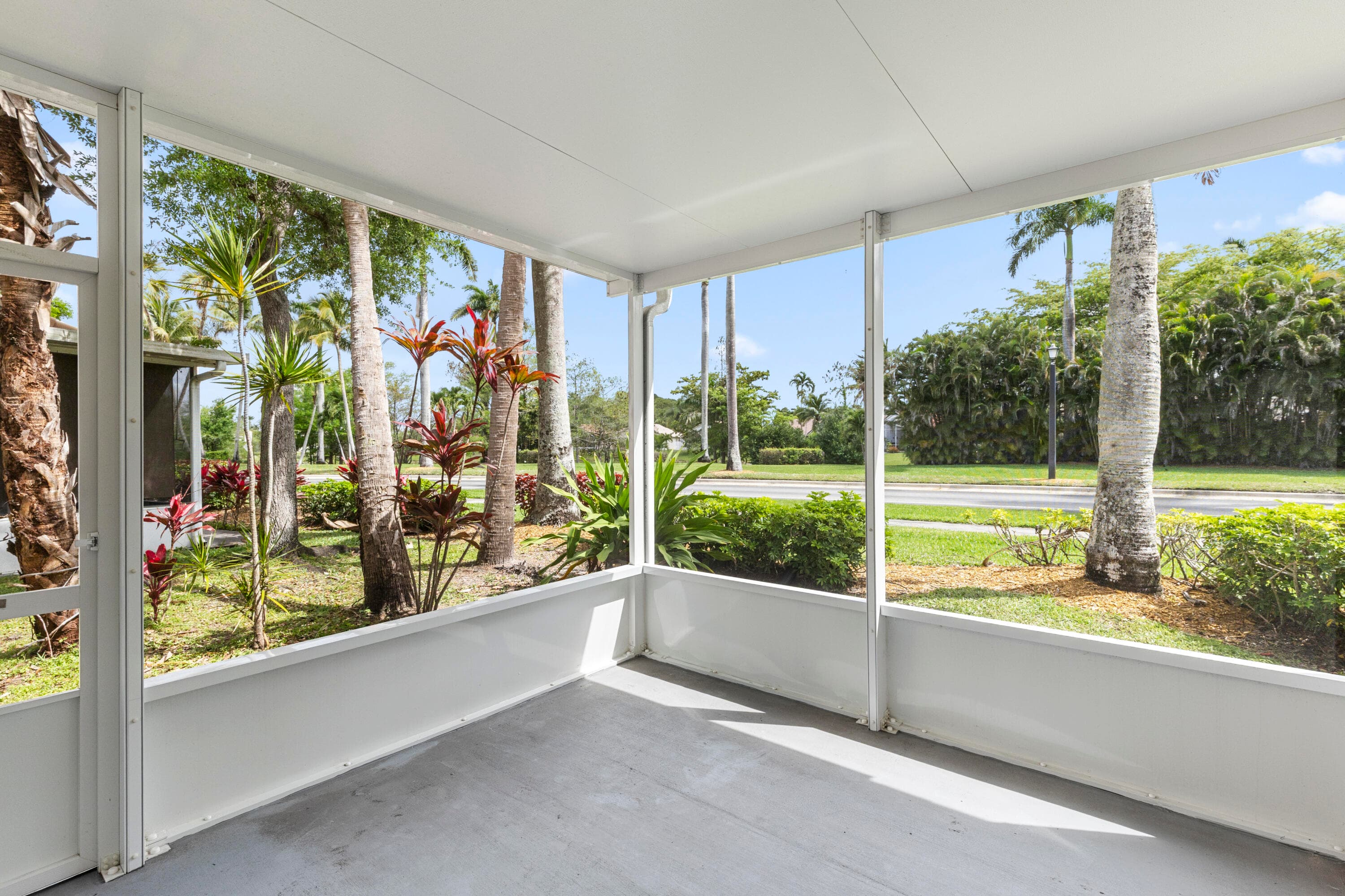 10633 Pelican Drive, Wellington, FL 33414 — photo 23 of 39