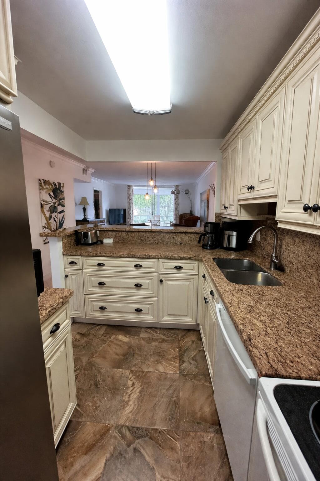 400 SE 10th Street 202, Deerfield Beach, FL 33441 — photo 2 of 20