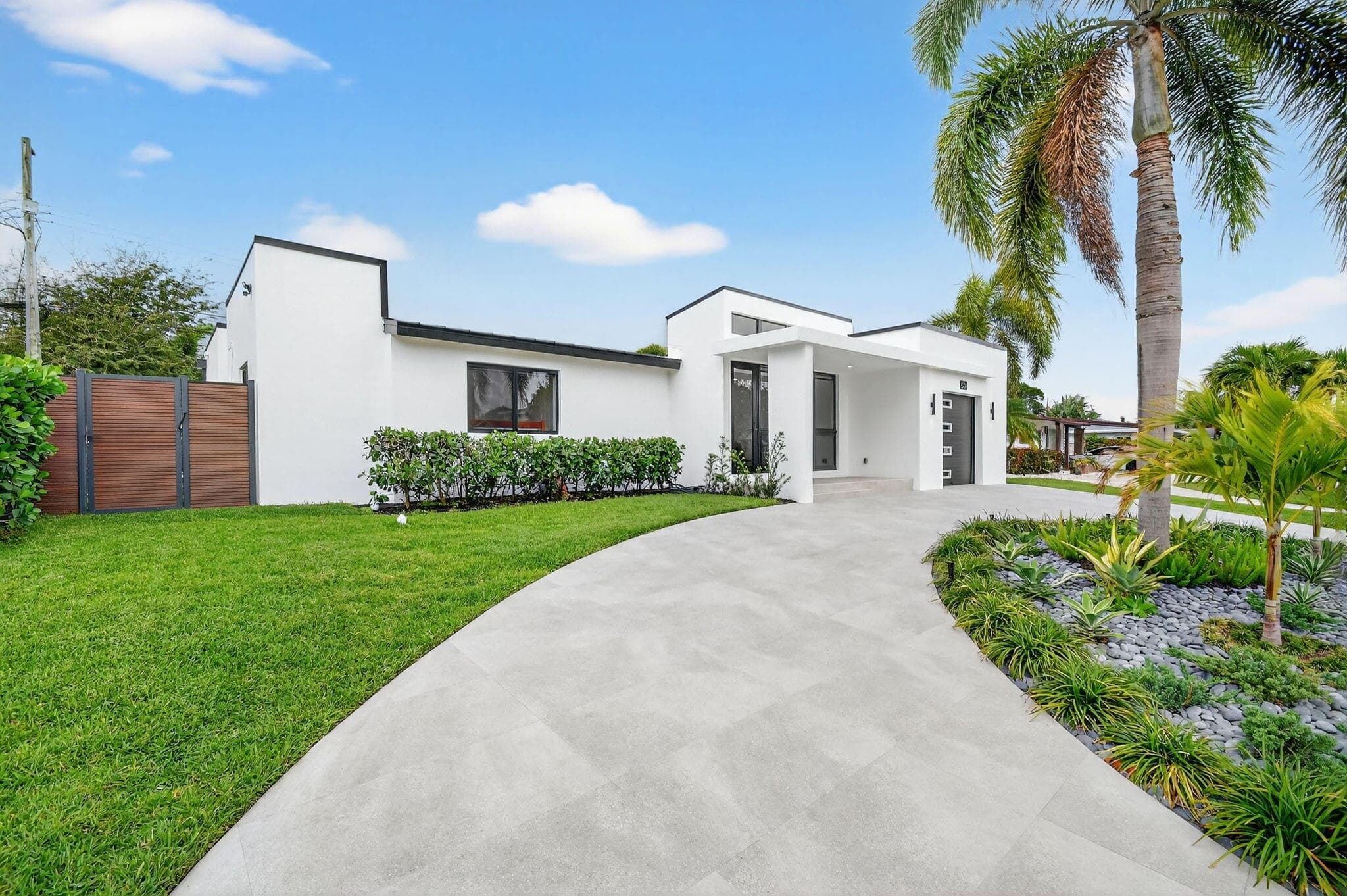 504 Flotilla Road, North Palm Beach, FL 33408 — photo 4 of 52