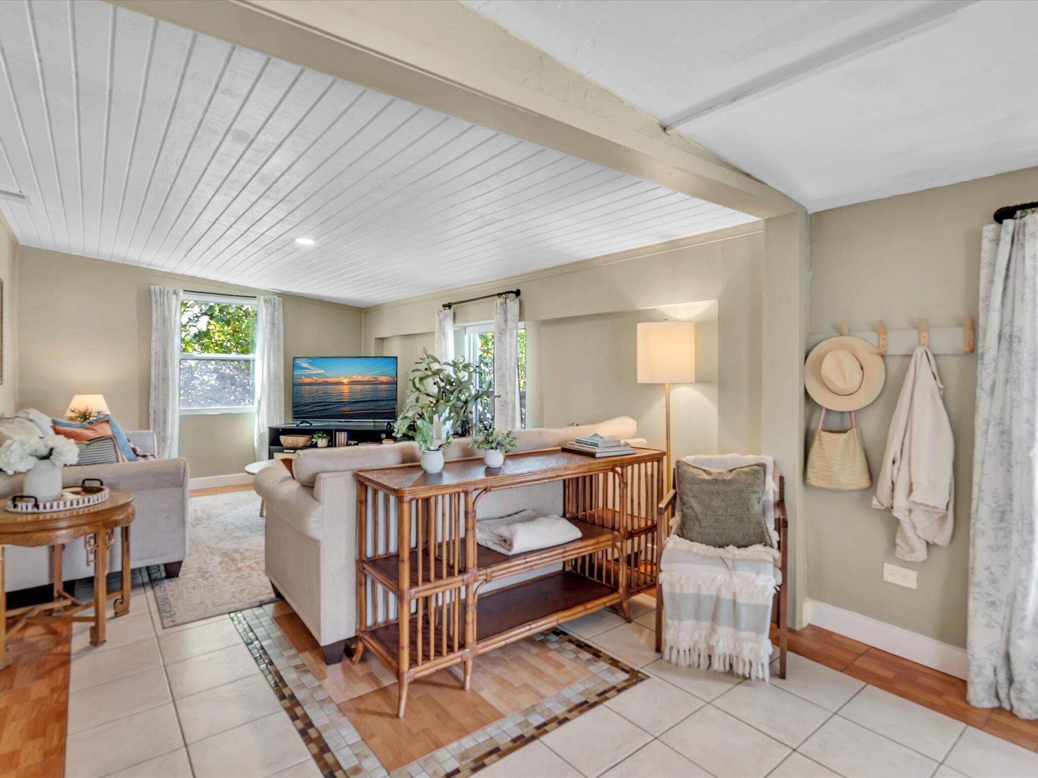 2192 Bonnie Drive, West Palm Beach, FL 33415 — photo 7 of 61