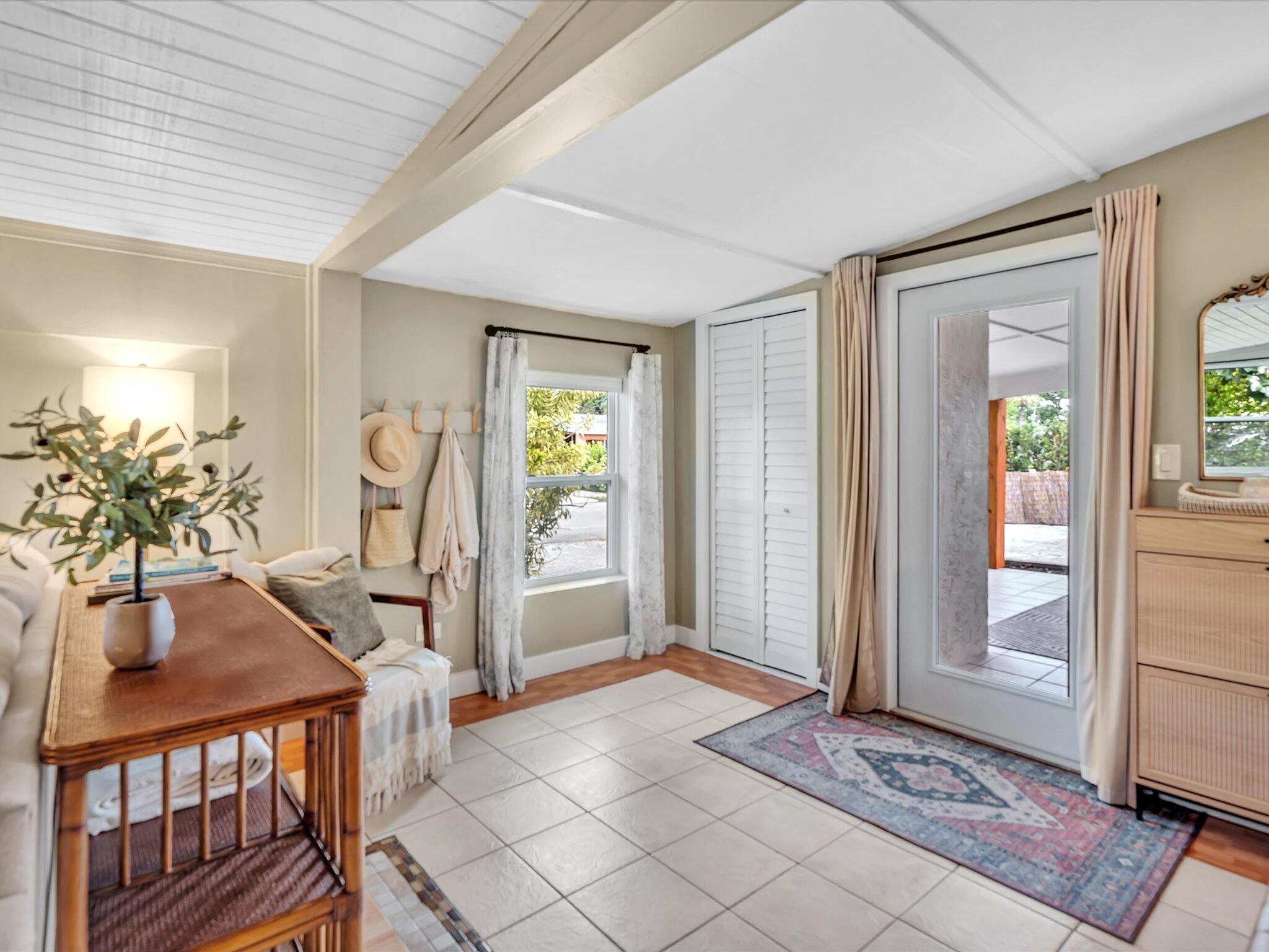 2192 Bonnie Drive, West Palm Beach, FL 33415 — photo 8 of 61