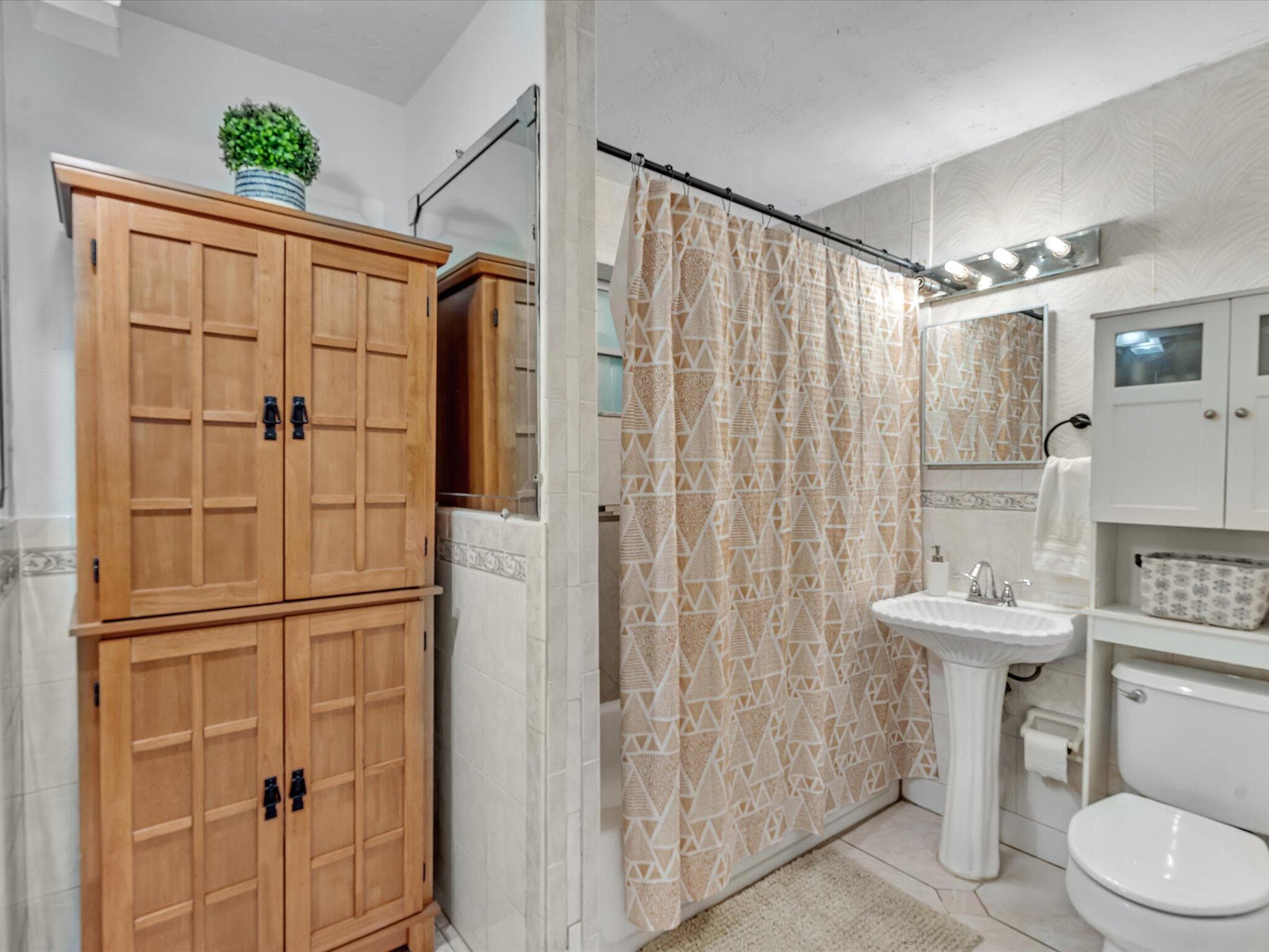 2192 Bonnie Drive, West Palm Beach, FL 33415 — photo 29 of 61