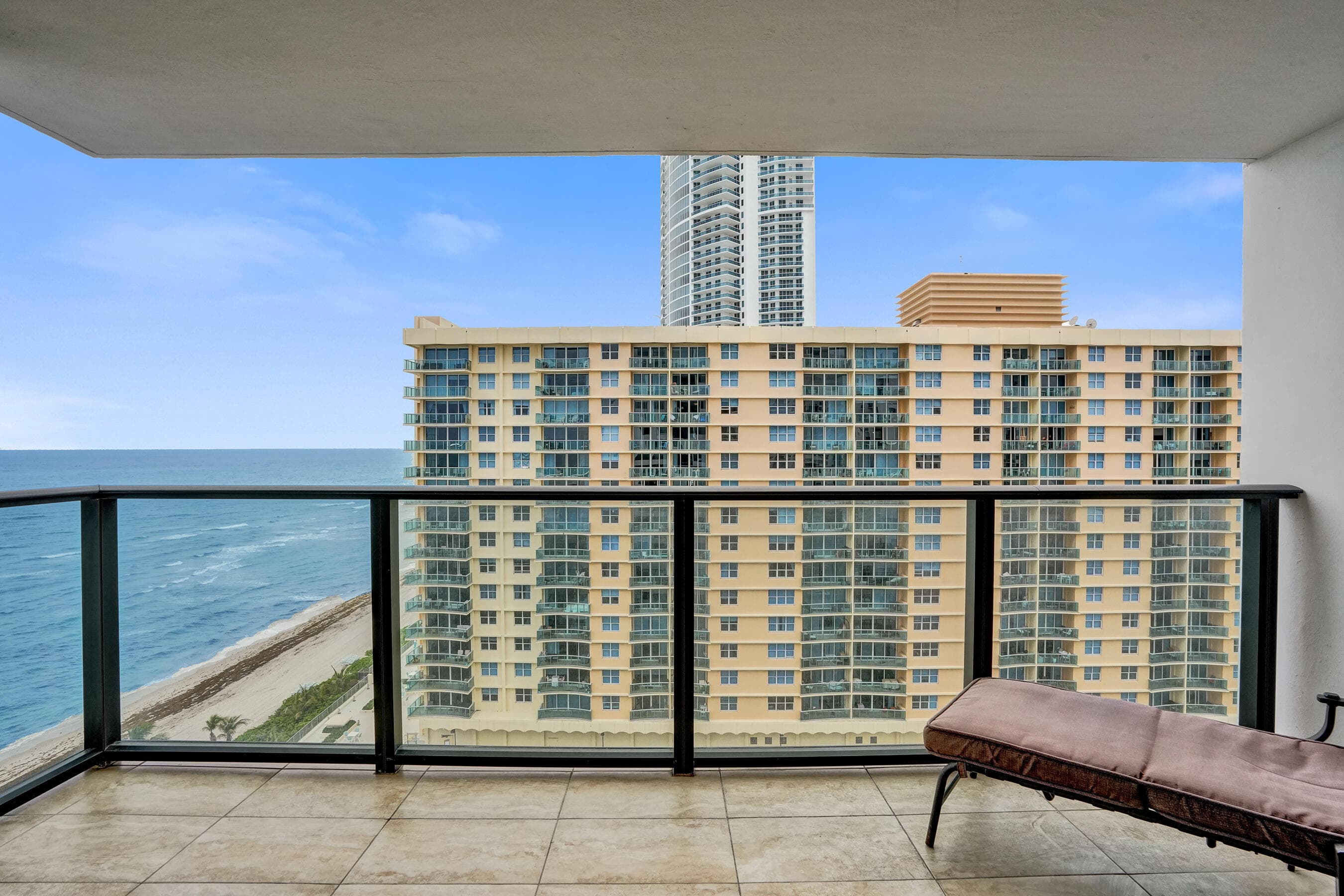 2301 S Ocean Drive 1408, Hollywood, FL 33019 — photo 35 of 47