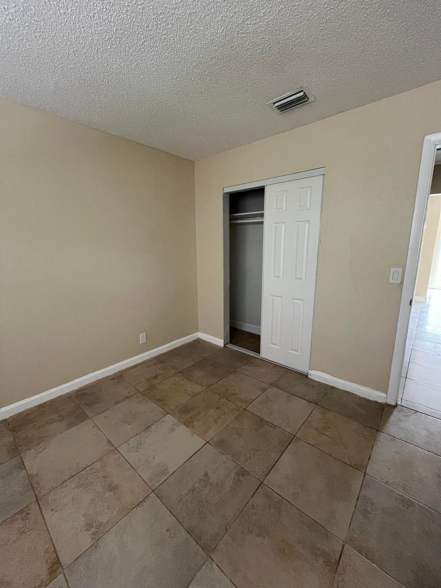 1045 Miami Boulevard, Delray Beach, FL 33483 — photo 8 of 17