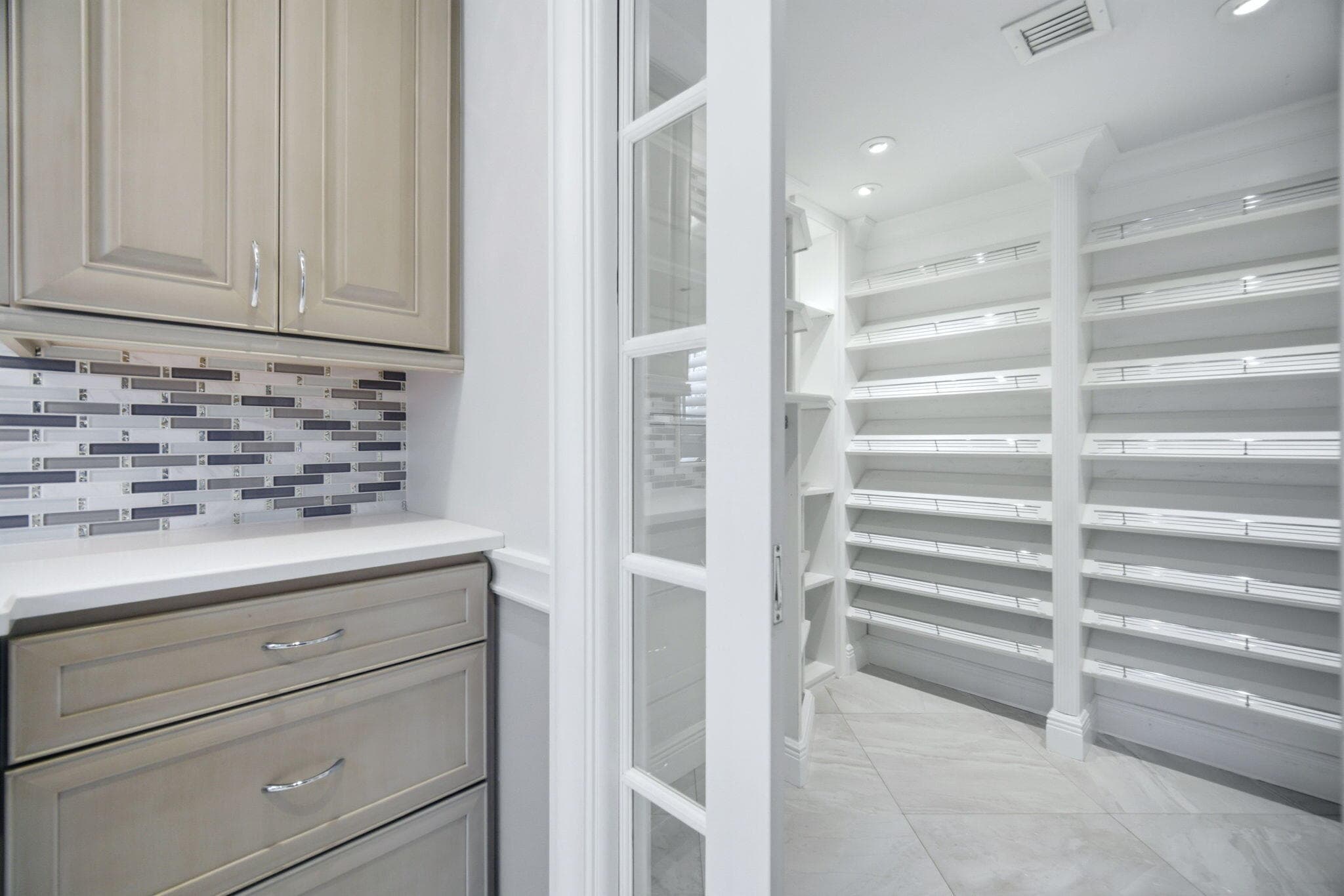 2901 S Palm Aire Drive, Pompano Beach, FL 33069 — photo 27 of 35