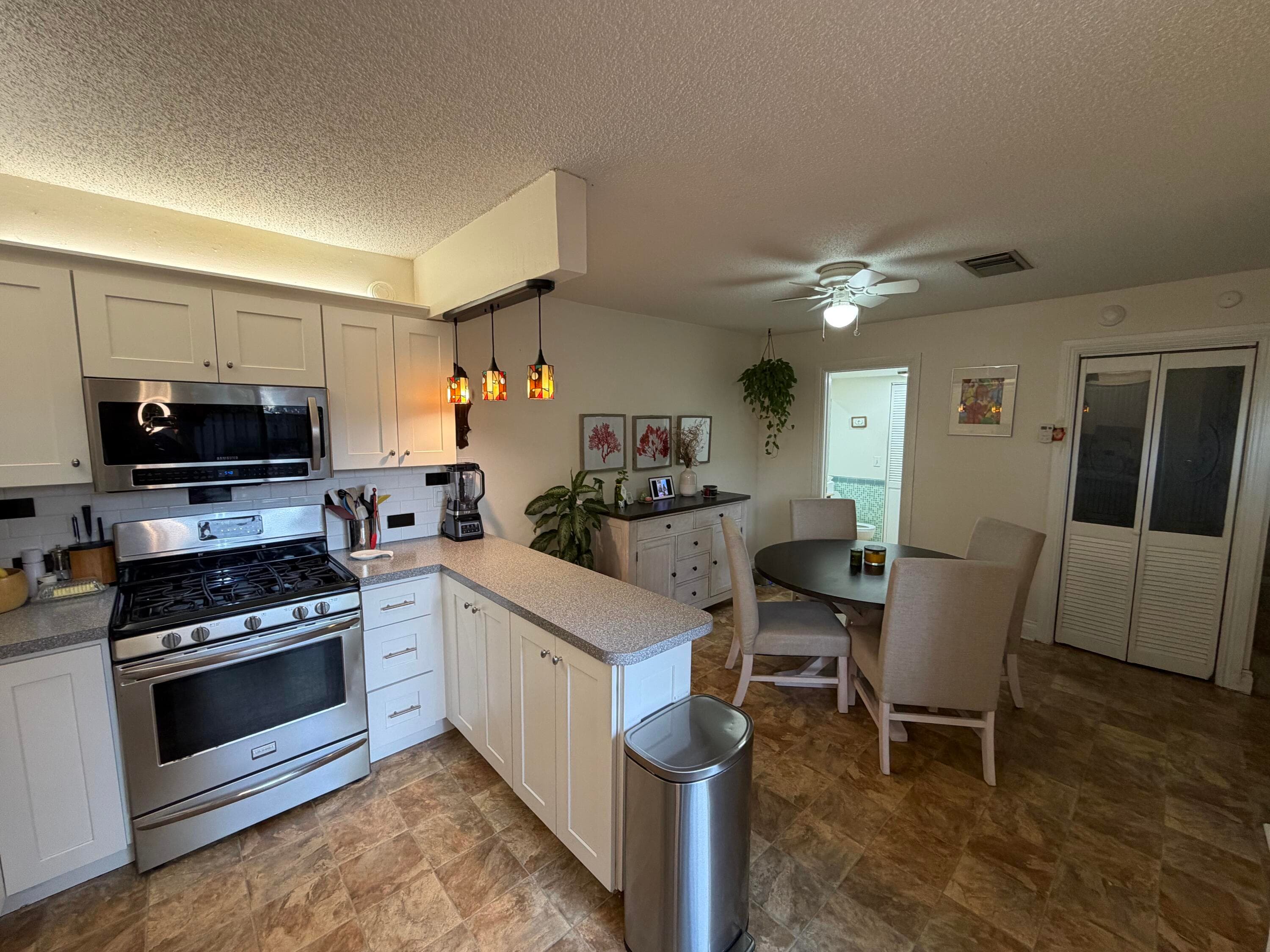 273 Arabian Road 273, Palm Springs, FL 33461 — photo 9 of 18