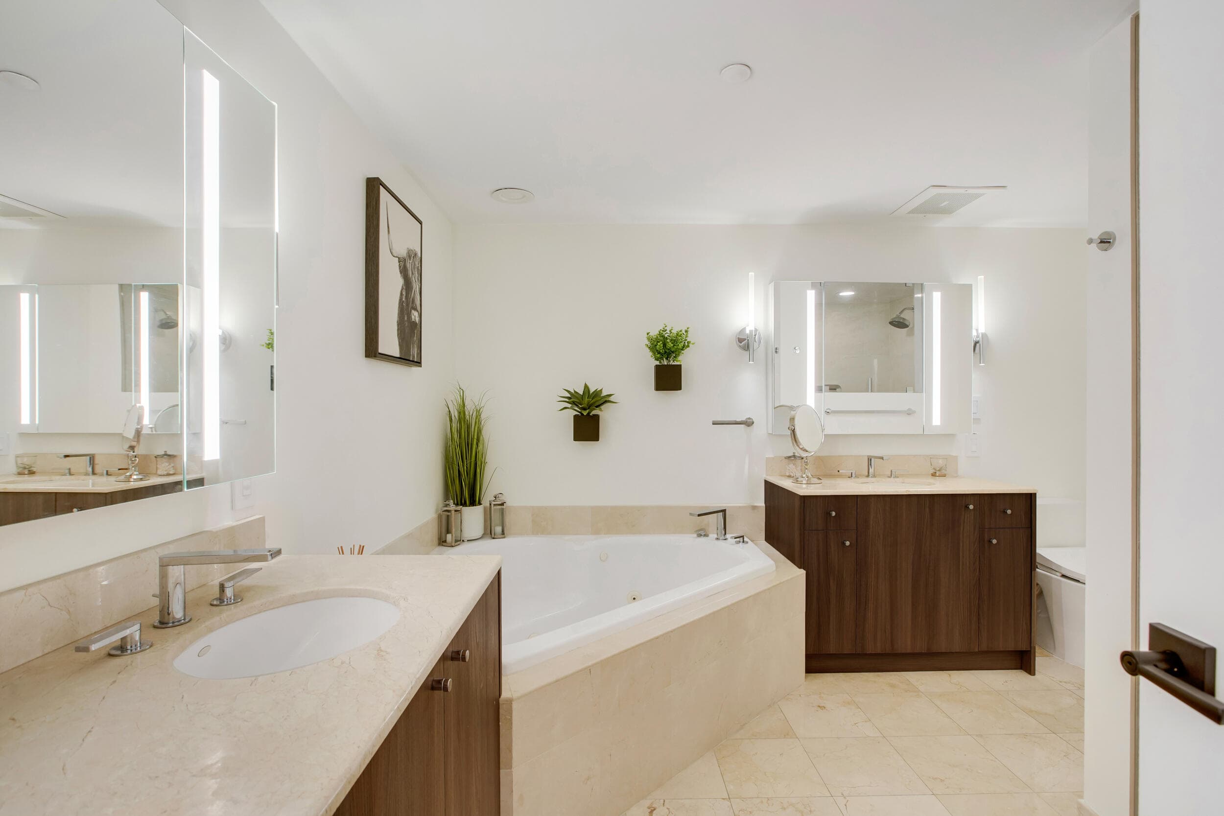 1111 E Las Olas Boulevard 410, Fort Lauderdale, FL 33301 — photo 19 of 34