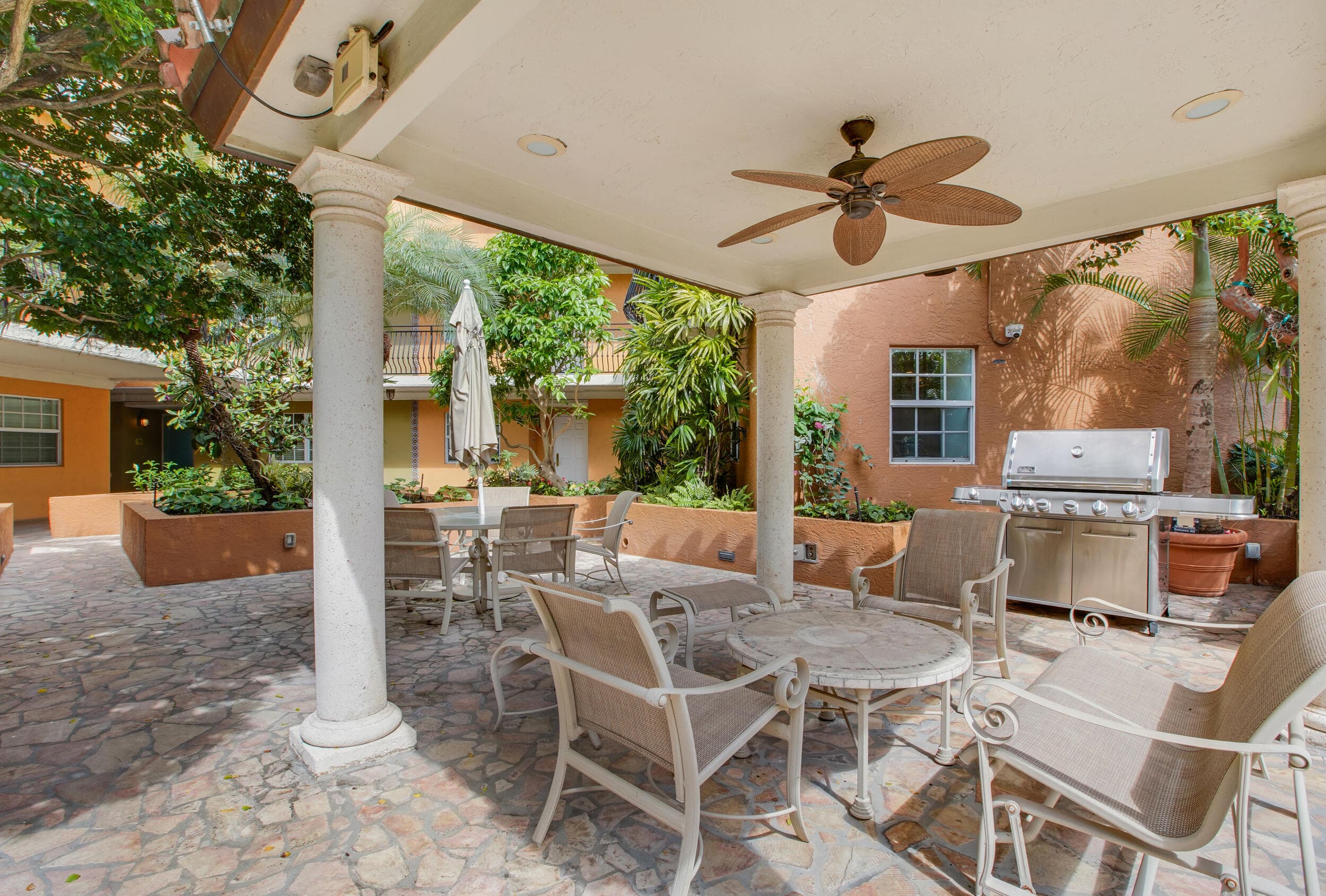 1111 E Las Olas Boulevard 410, Fort Lauderdale, FL 33301 — photo 5 of 34