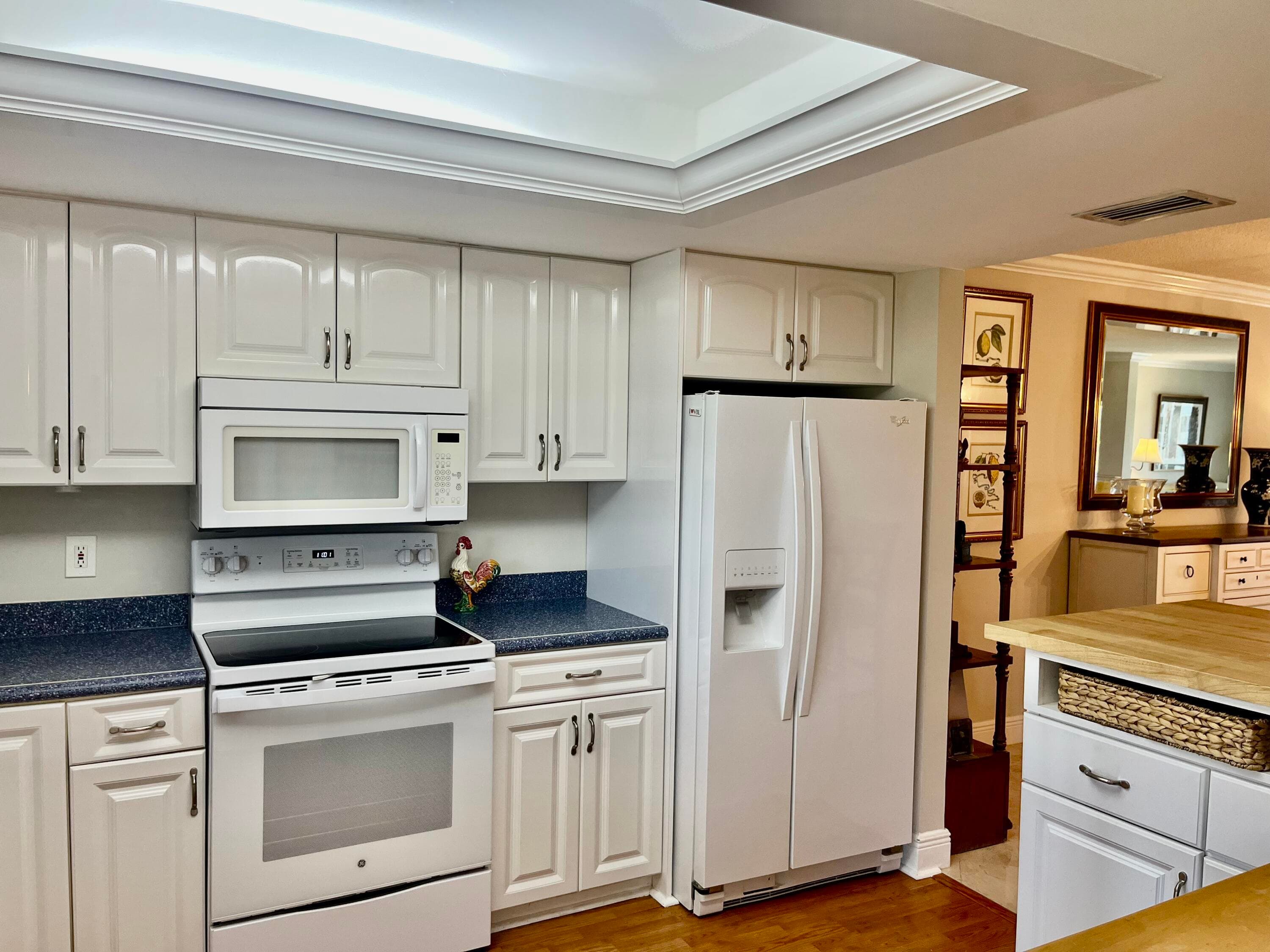 145 Atlantis Boulevard Ph4, Atlantis, FL 33462 — photo 4 of 27