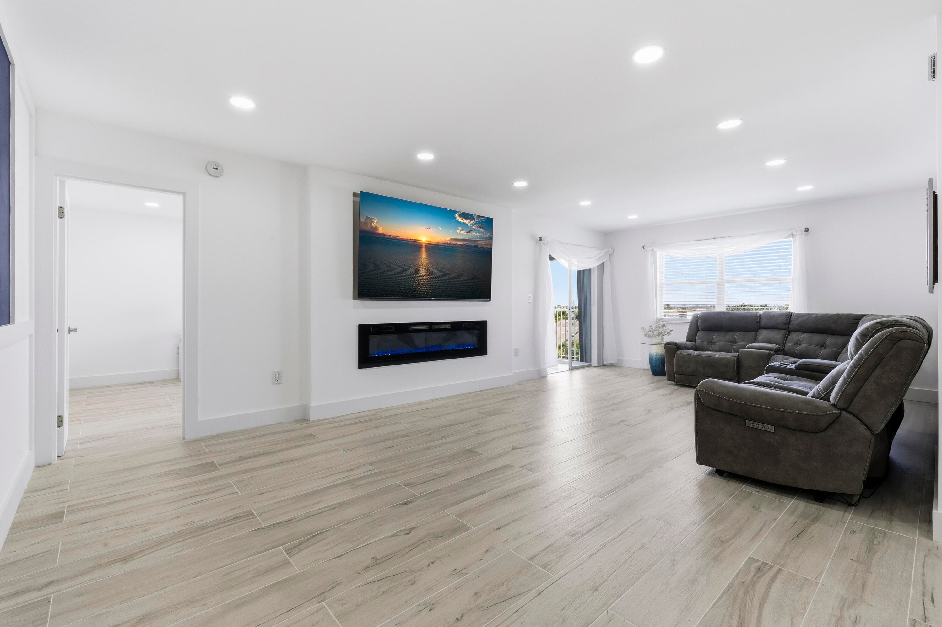 3520 S Ocean Boulevard H502, South Palm Beach, FL 33480 — photo 9 of 35
