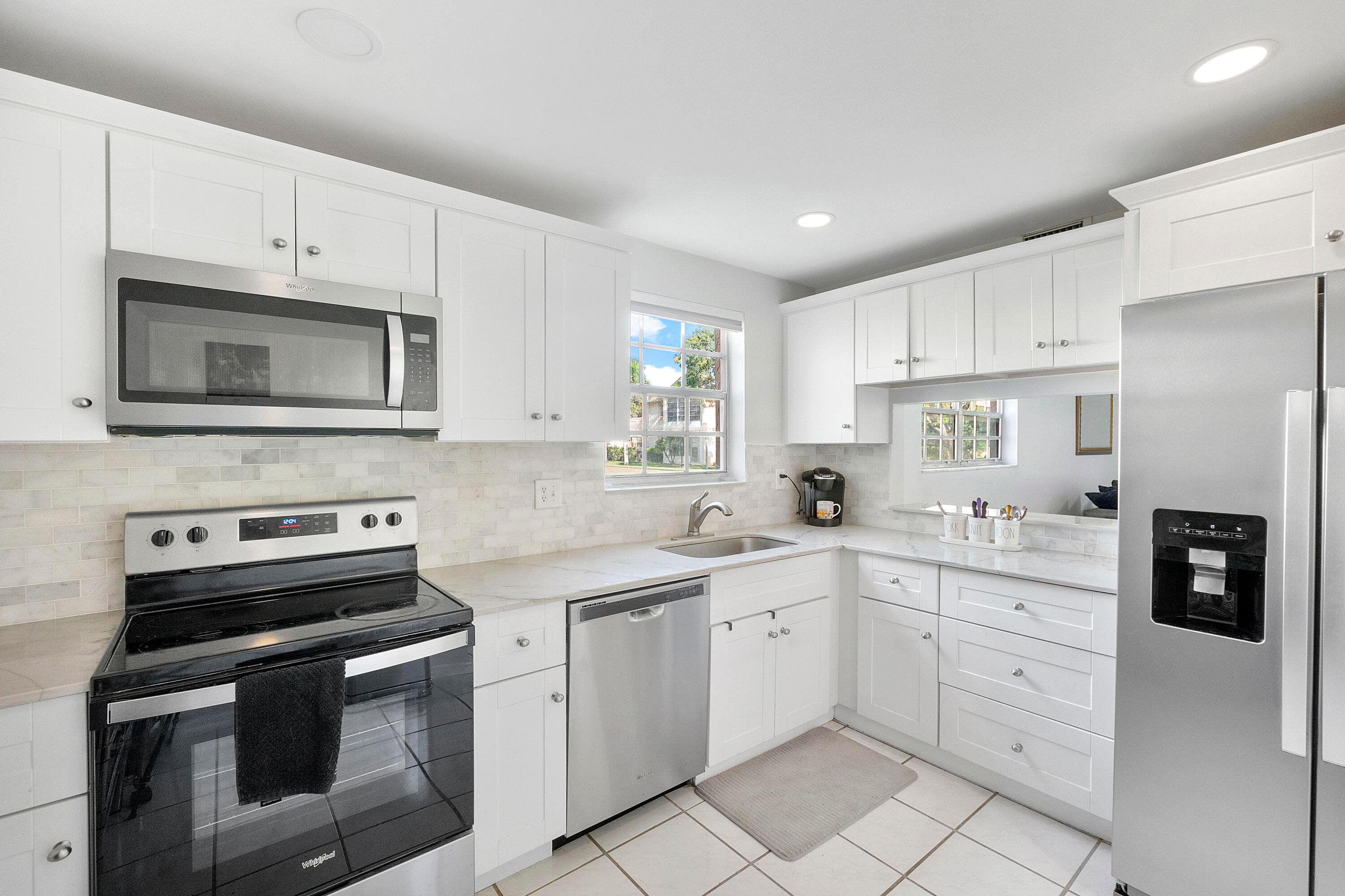 1700 Dover Road 113-a, Delray Beach, FL 33445 — photo 1 of 20