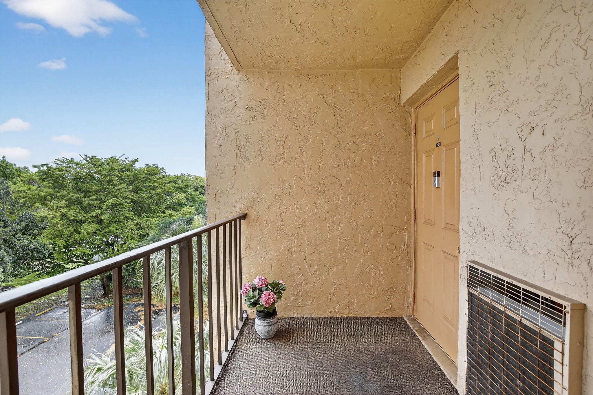 3001 W Rolling Hills Circle 501, Davie, FL 33328 — photo 29 of 35