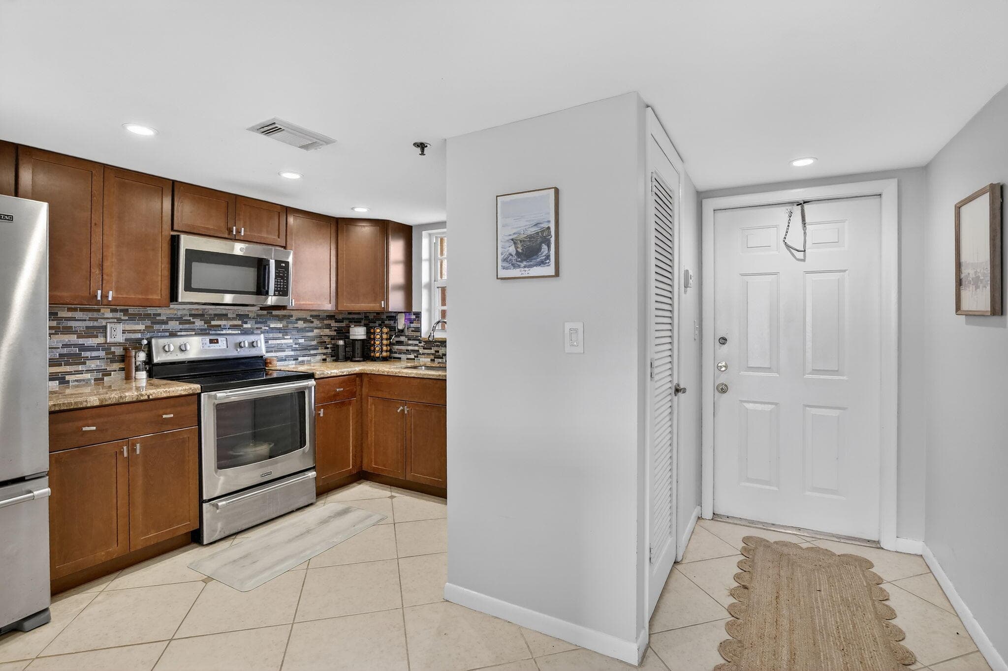 3001 W Rolling Hills Circle 501, Davie, FL 33328 — photo 5 of 35