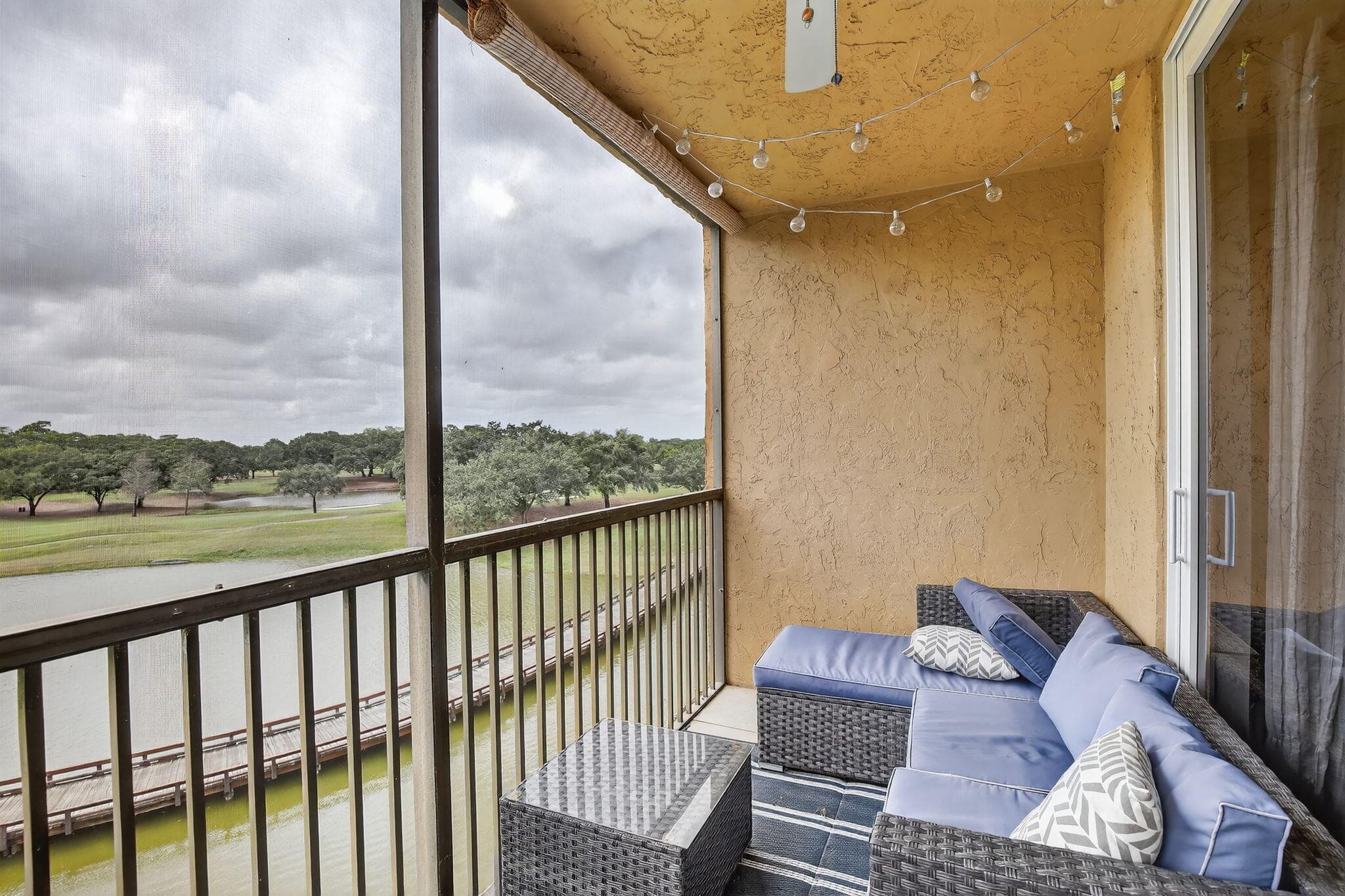 3001 W Rolling Hills Circle 501, Davie, FL 33328 — photo 11 of 35