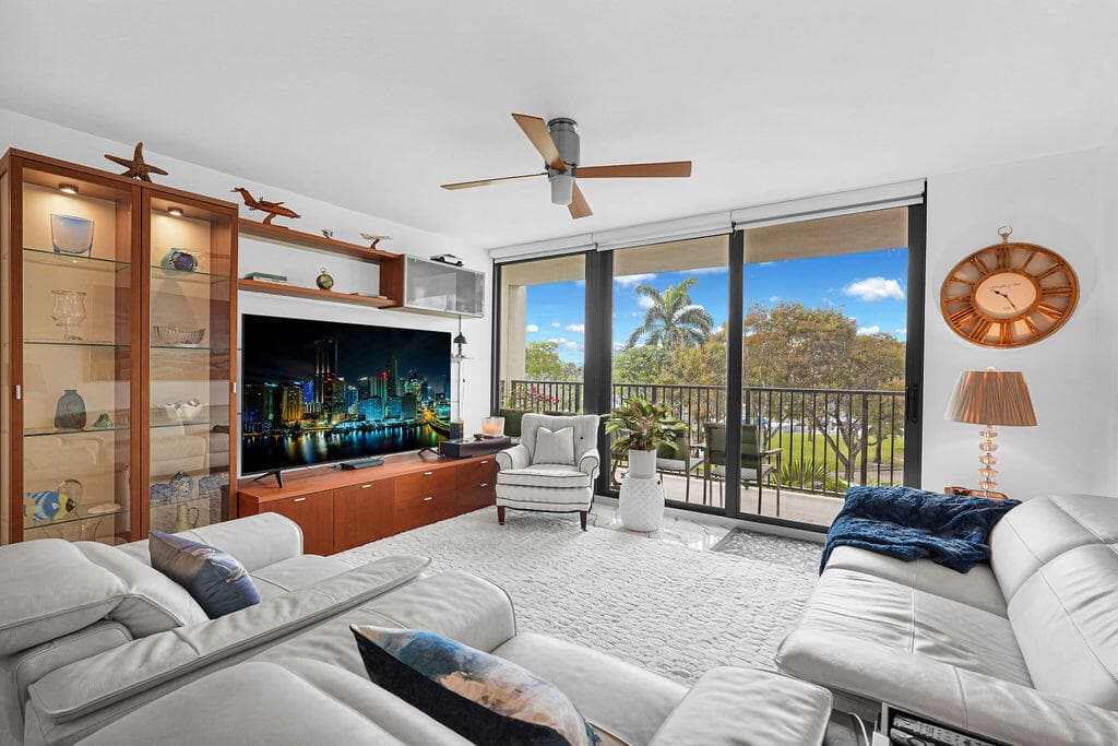 1101 River Reach Drive 311, Fort Lauderdale, FL 33315 — photo 10 of 46
