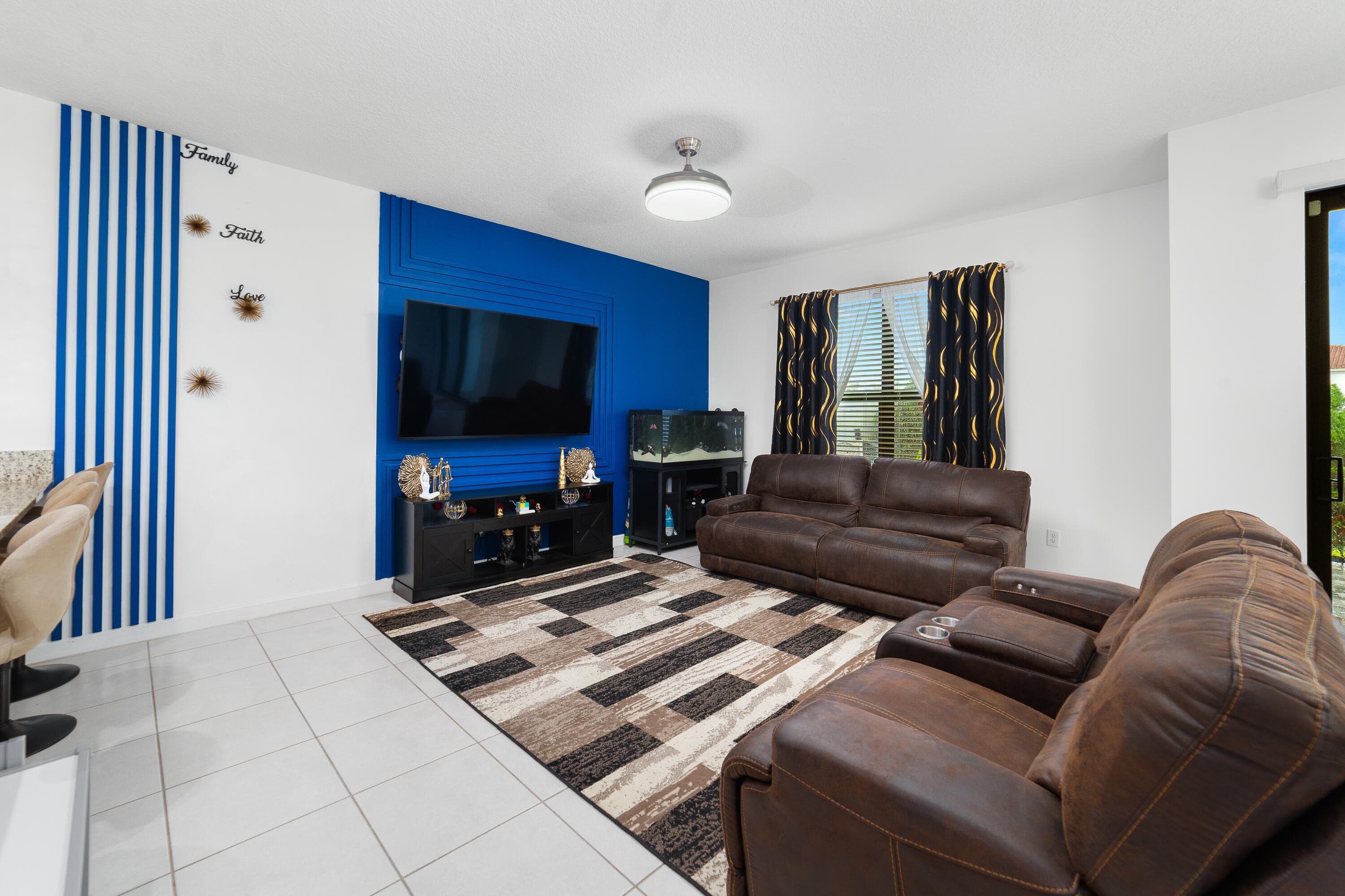 2024 Sugar Maple Drive, Riviera Beach, FL 33410 — photo 13 of 38