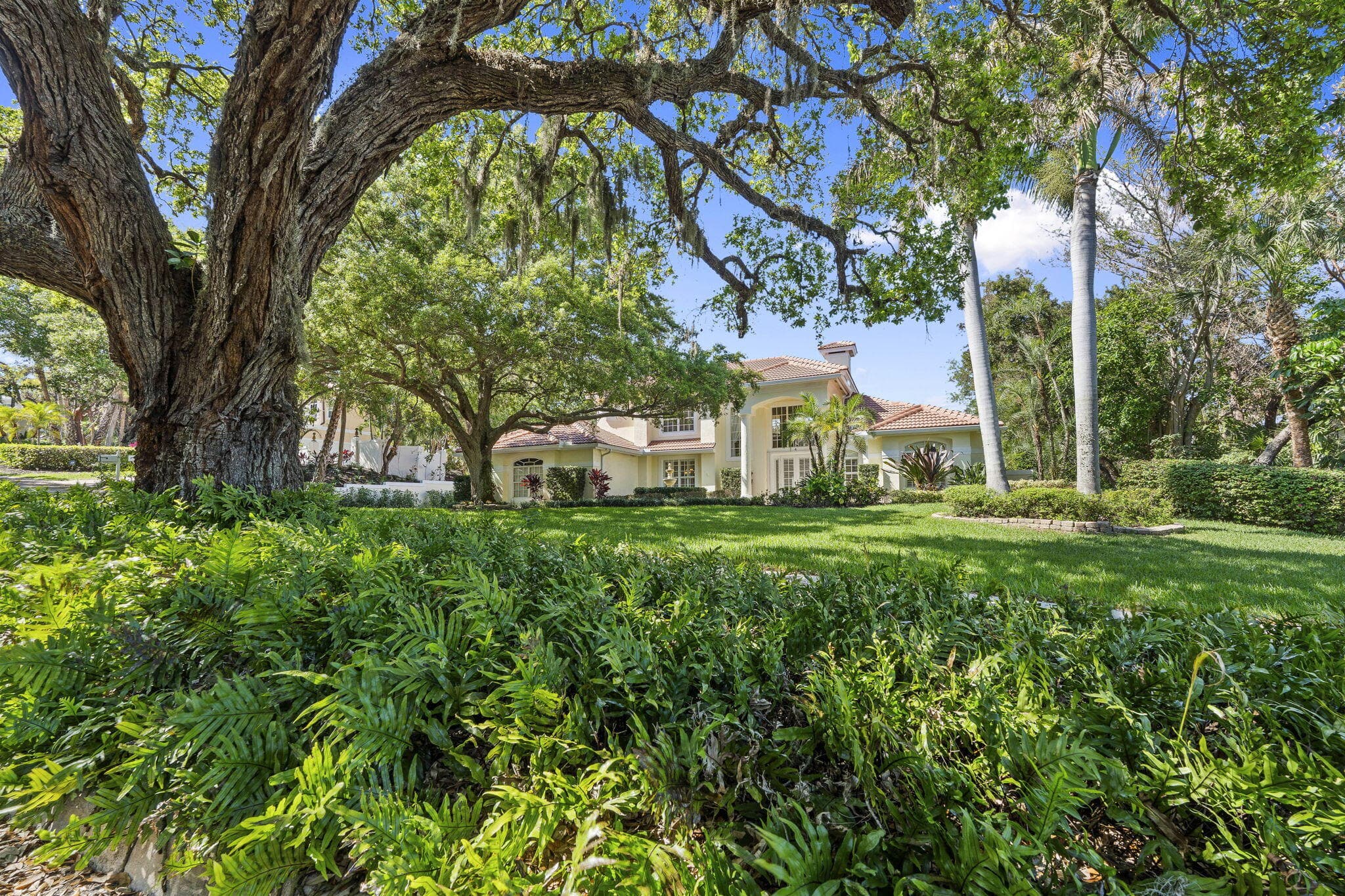4 Castle Hill Way, Stuart, FL 34996 — photo 1 of 52