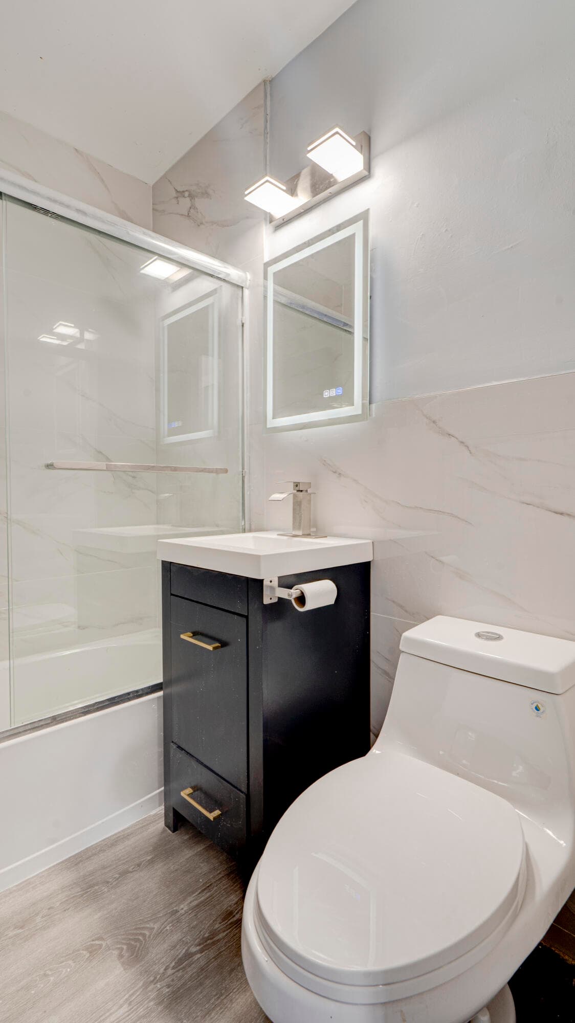 1760 NW 18th Street NW, Fort Lauderdale, FL 33311 — photo 15 of 44