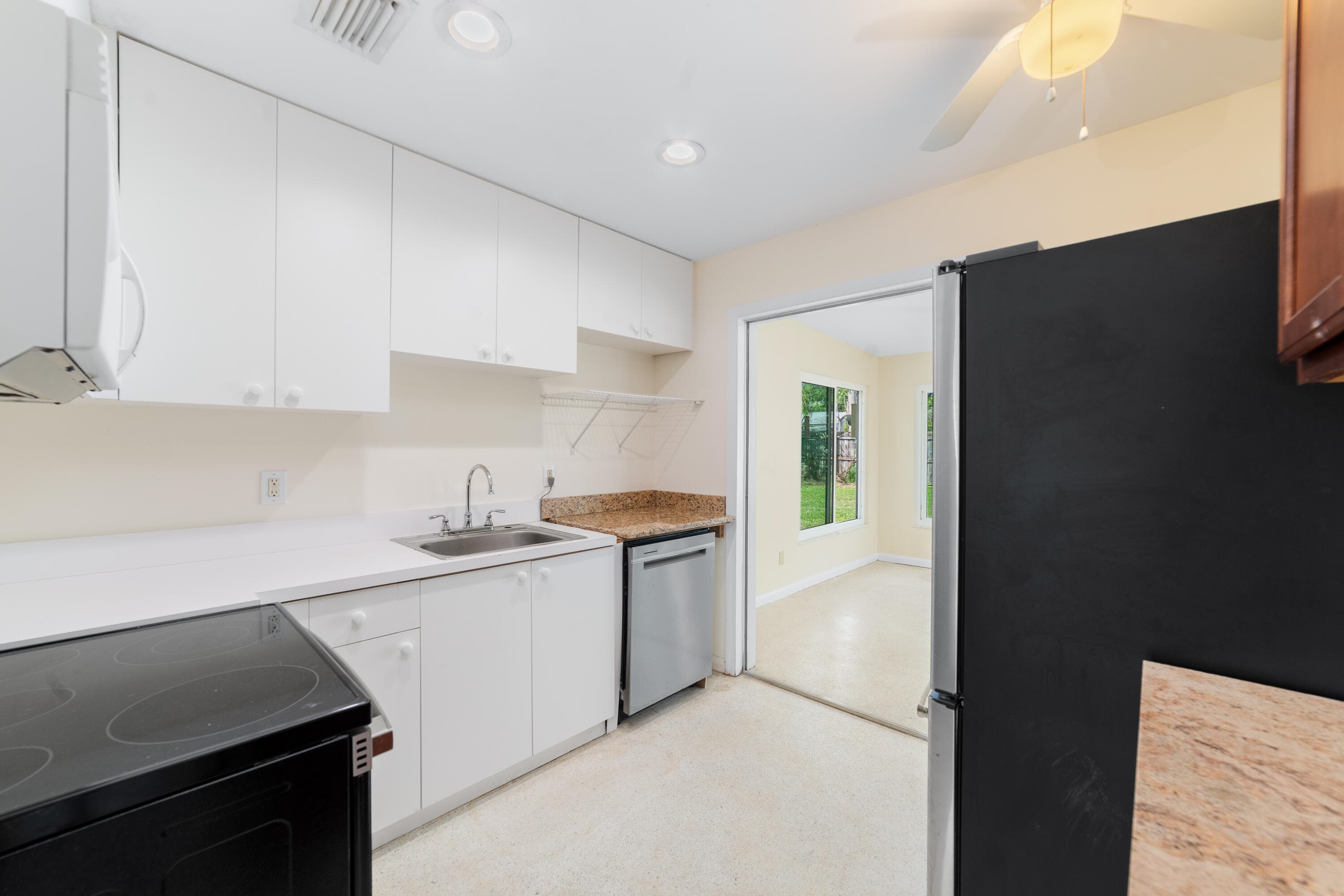 1751 5th Avenue, Vero Beach, FL 32960 — photo 7 of 30