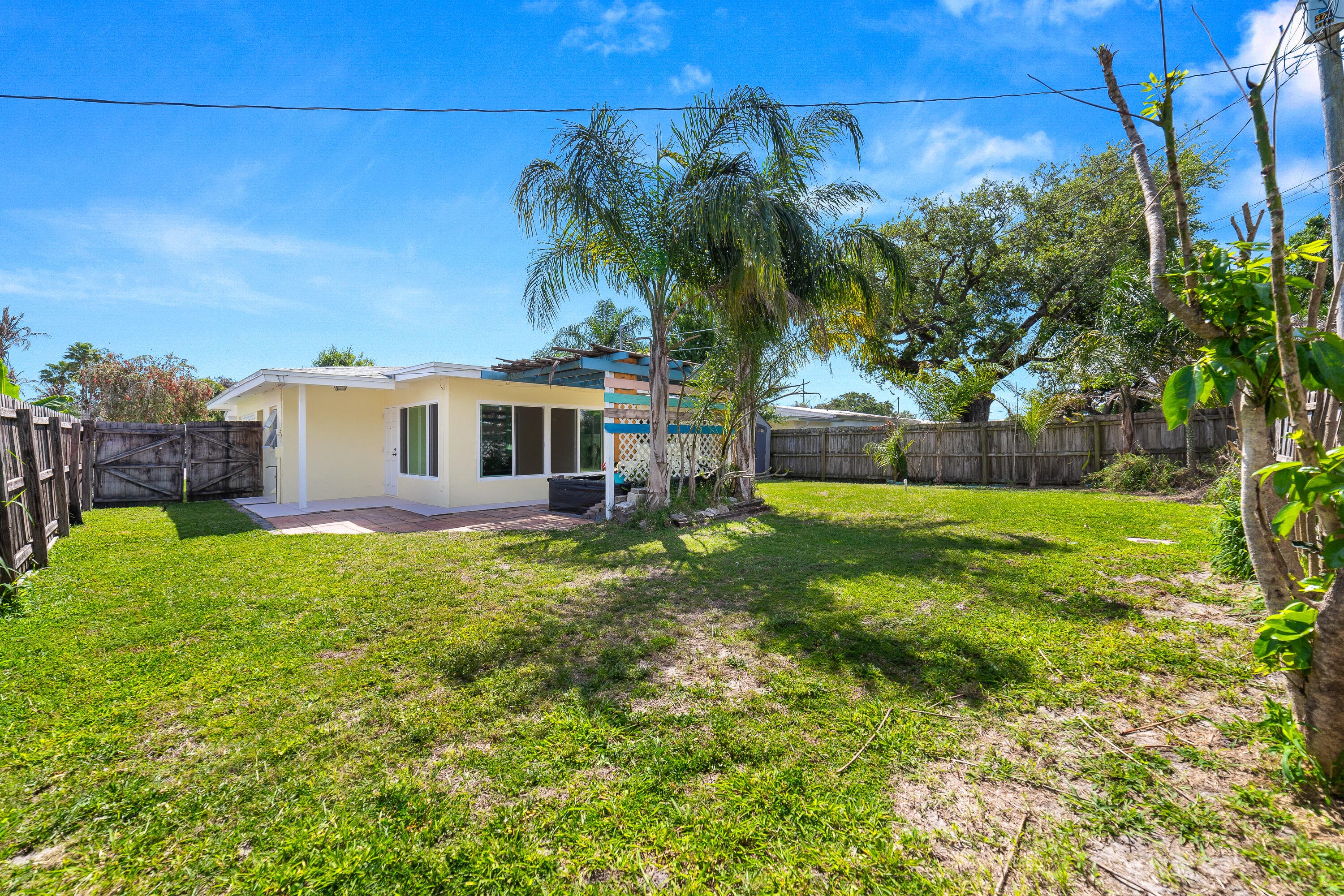 1751 5th Avenue, Vero Beach, FL 32960 — photo 27 of 30