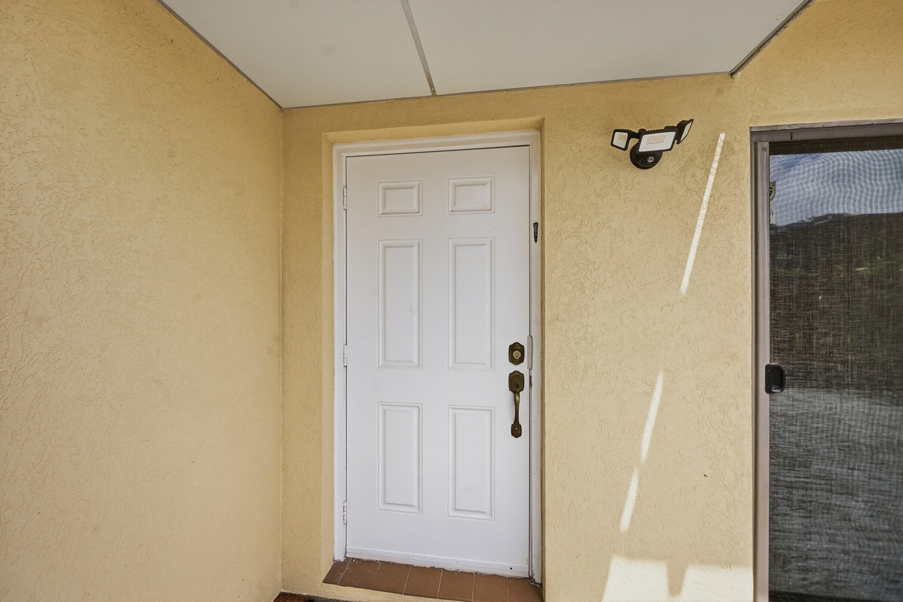 1485 Augusta Circle 124, Delray Beach, FL 33445 — photo 5 of 27