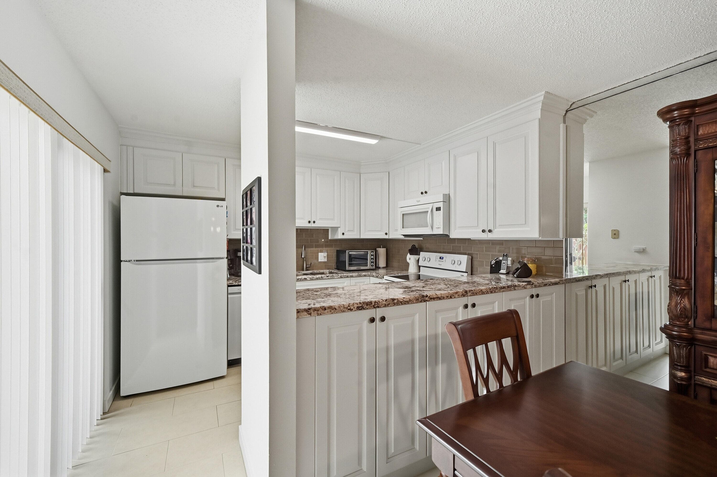 1485 Augusta Circle 124, Delray Beach, FL 33445 — photo 13 of 27