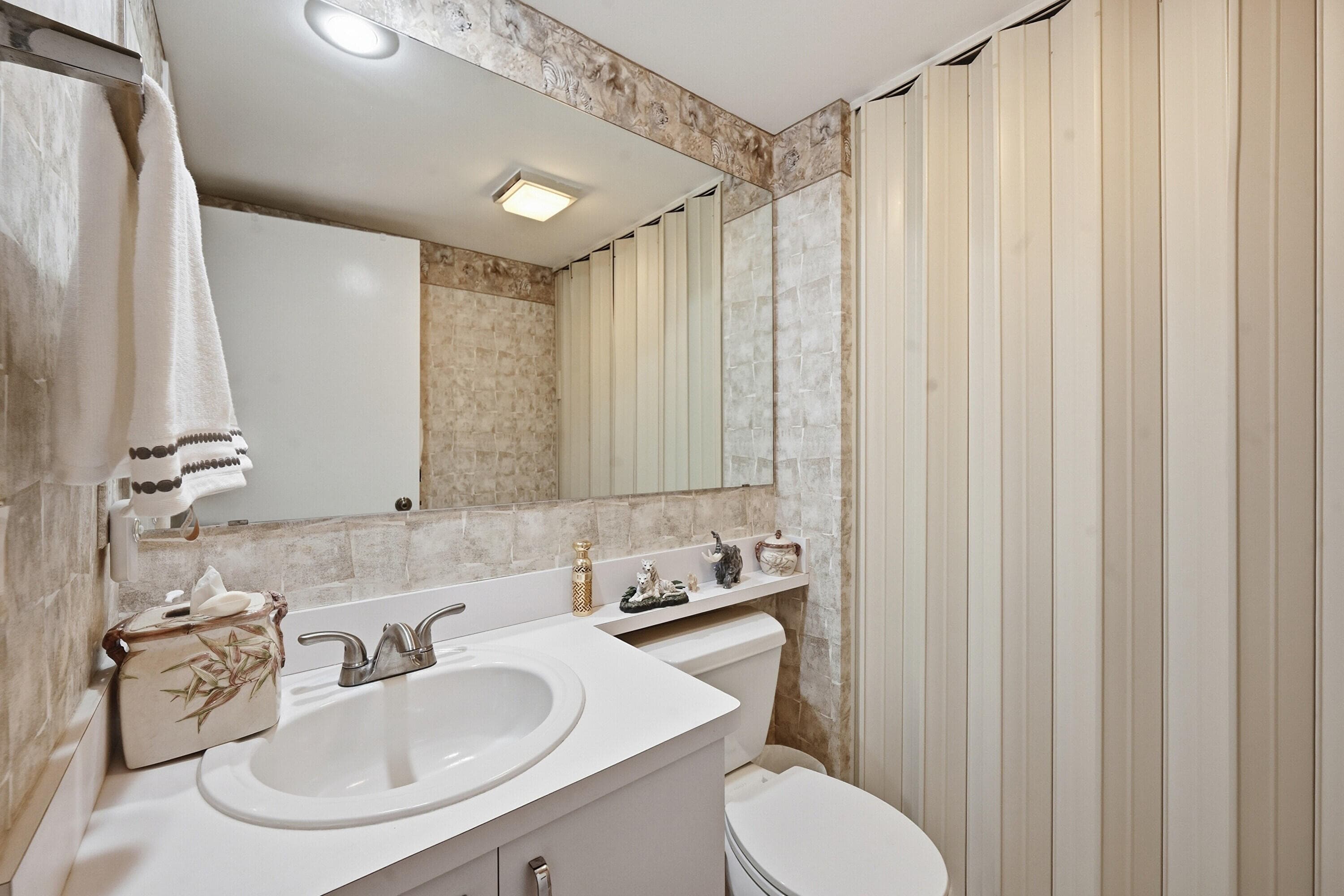 1485 Augusta Circle 124, Delray Beach, FL 33445 — photo 20 of 27