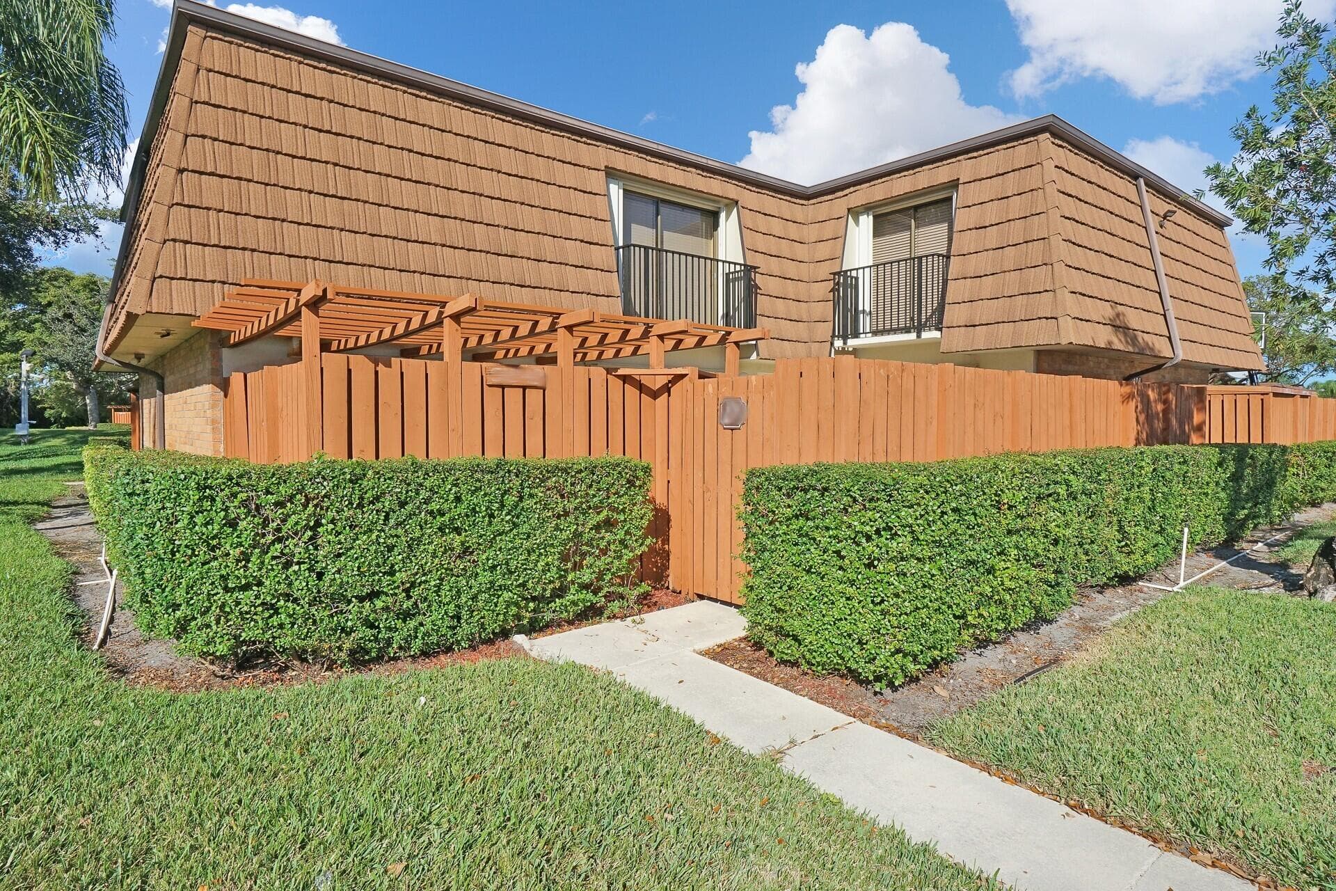 9111 SW 20th Street A, Davie, FL 33324 — photo 1 of 59