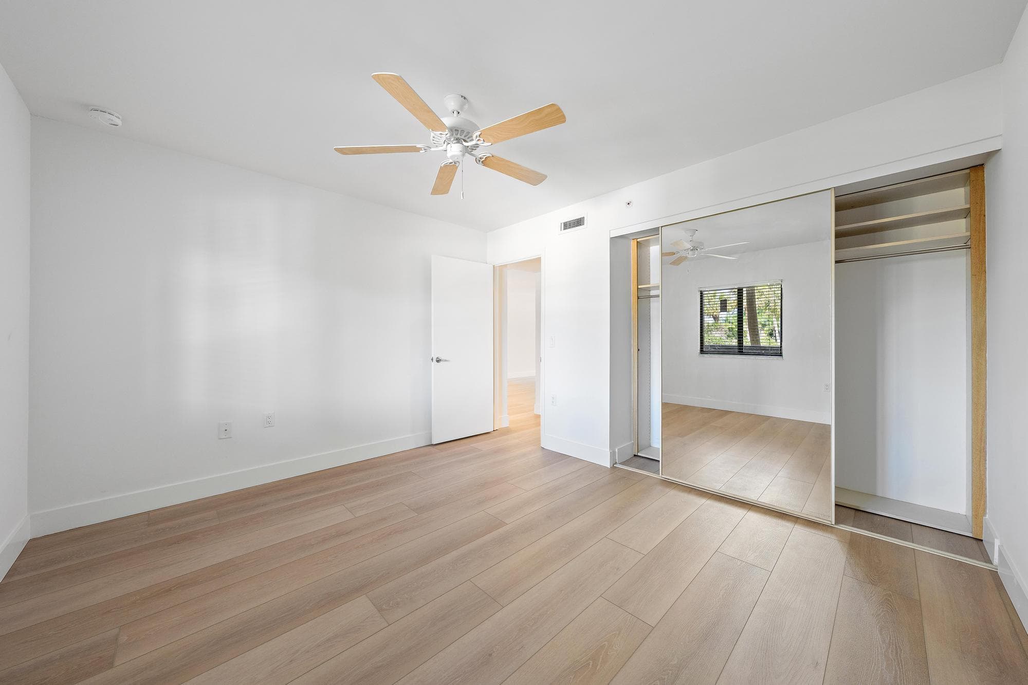 1501 Marina Isle Way 202, Jupiter, FL 33477 — photo 25 of 31