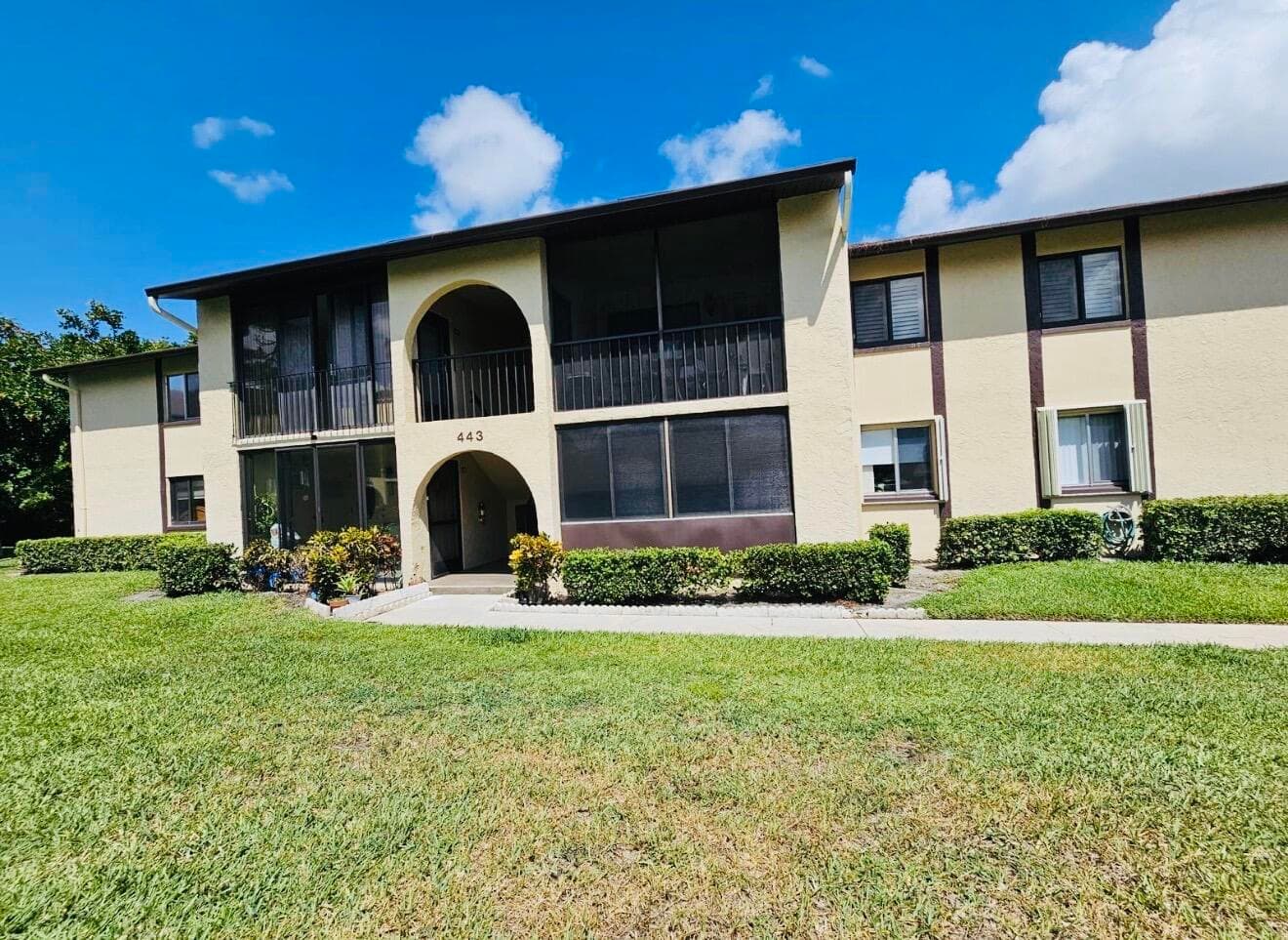443 Pine Glen Lane C-2, Greenacres, FL 33463 — photo 1 of 13