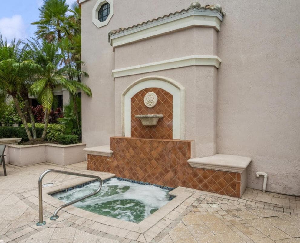 2725 Anzio Court 304, Palm Beach Gardens, FL 33410 — photo 27 of 30