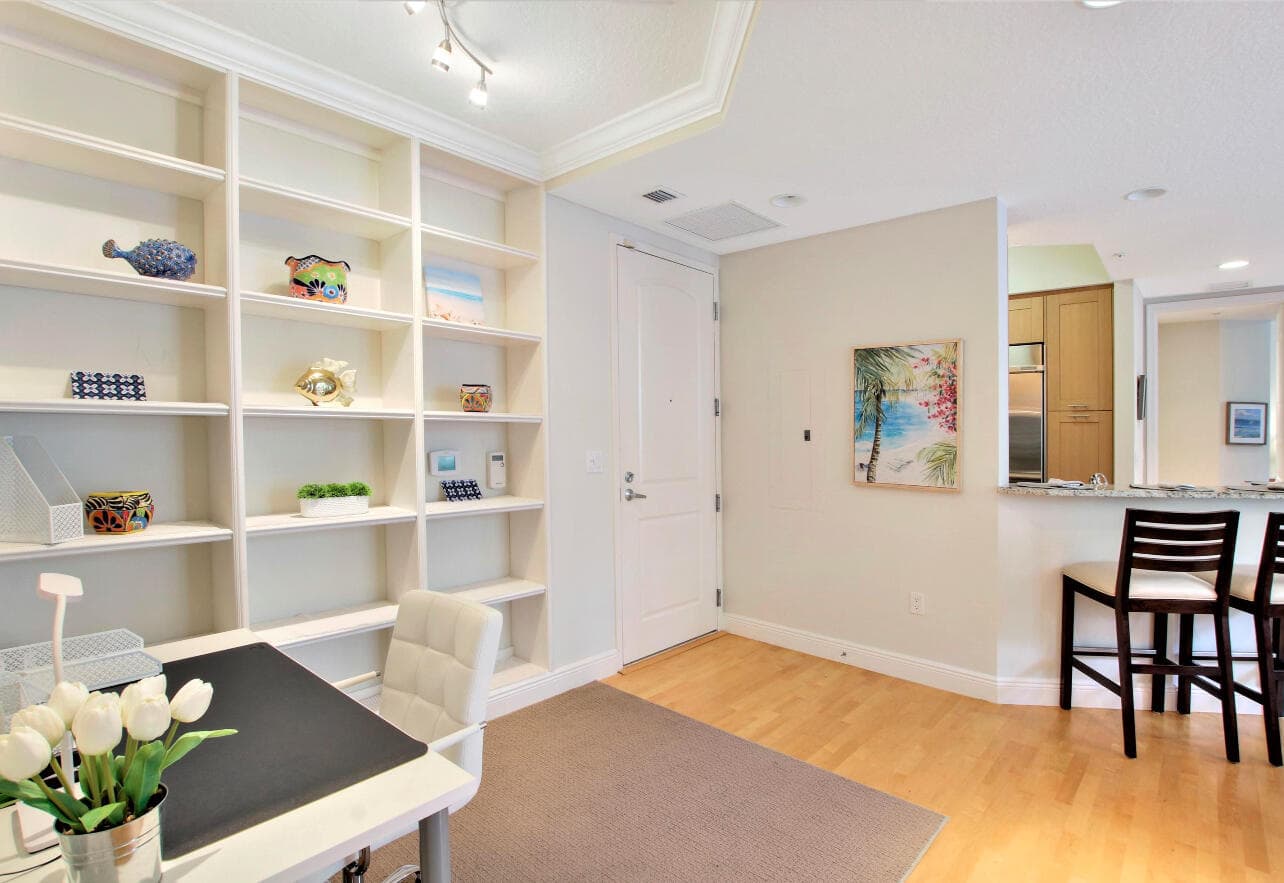 701 S Olive Avenue 2008, West Palm Beach, FL 33401 — photo 1 of 16