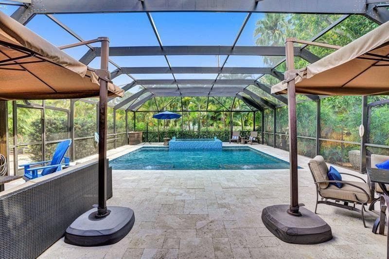939 Buchanan Street, Hollywood, FL 33019 — photo 14 of 29