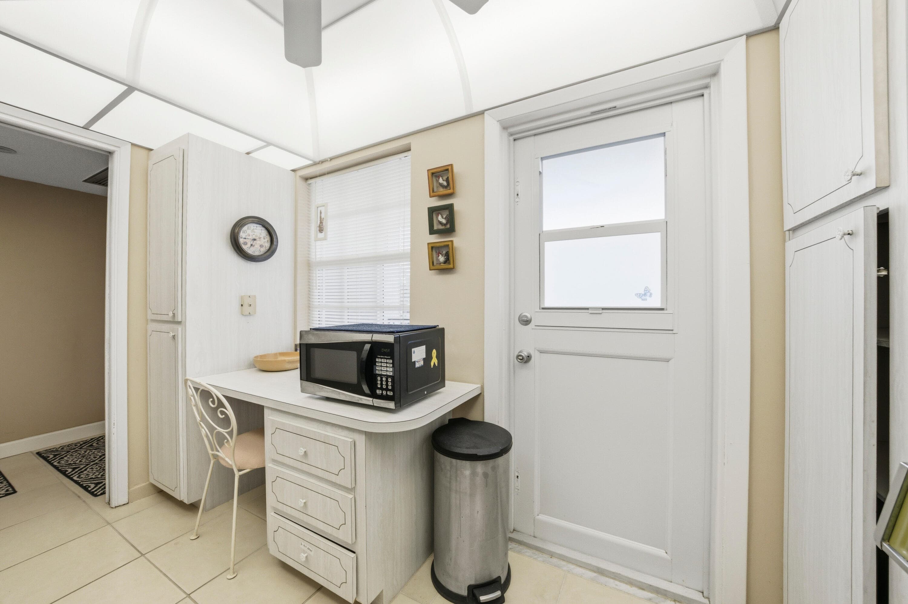 3100 N Palm Aire Drive 208, Pompano Beach, FL 33069 — photo 5 of 25