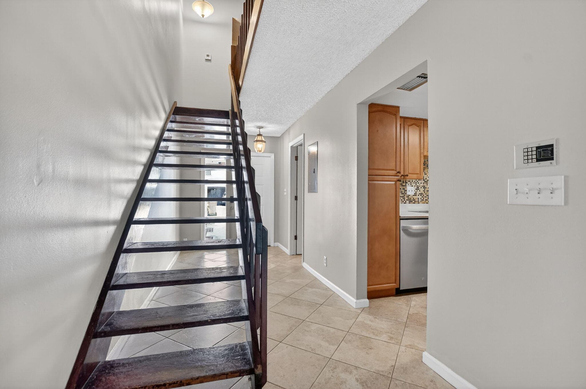 243 NW 45th Avenue 243, Deerfield Beach, FL 33442 — photo 3 of 32