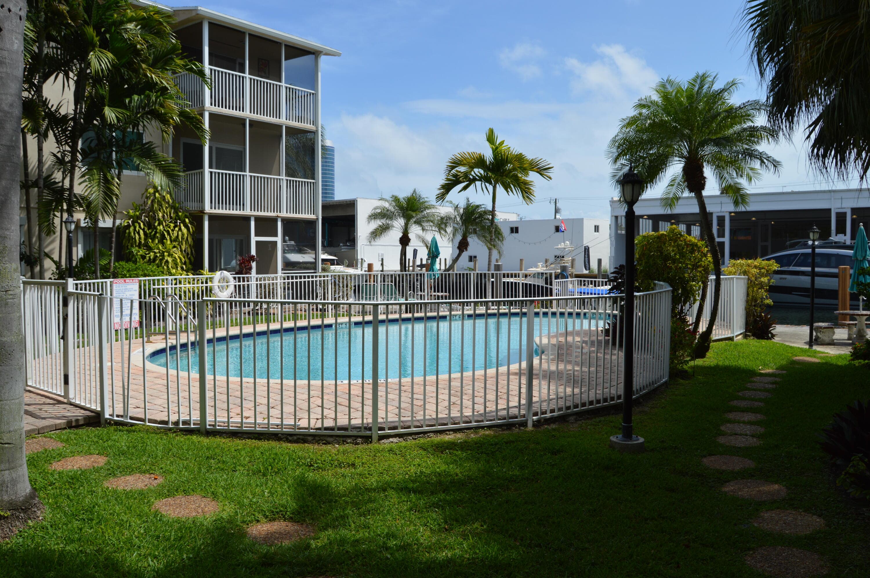 1500 SE 15th Street 219, Fort Lauderdale, FL 33316 — photo 31 of 38