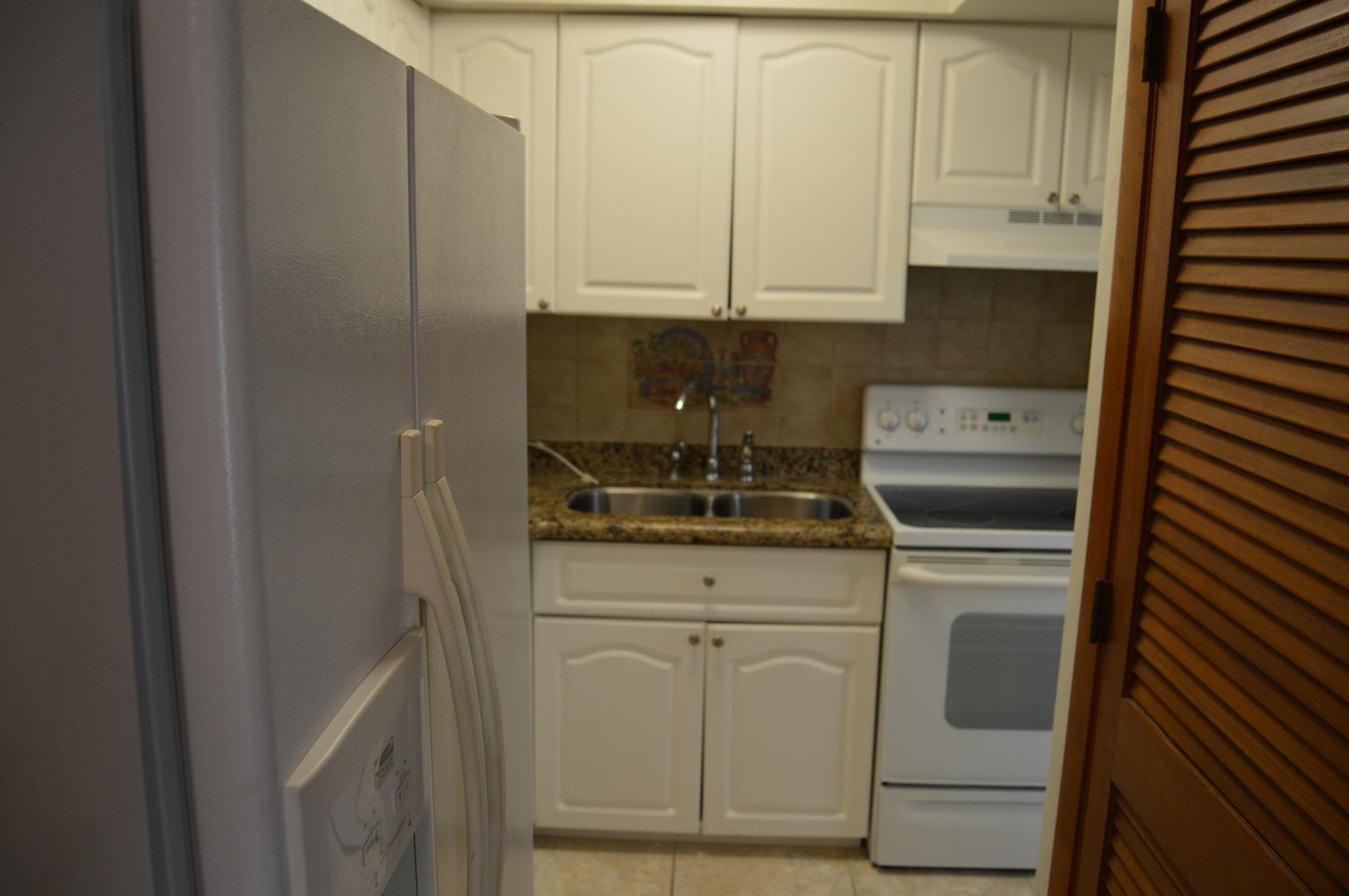 1500 SE 15th Street 219, Fort Lauderdale, FL 33316 — photo 16 of 38