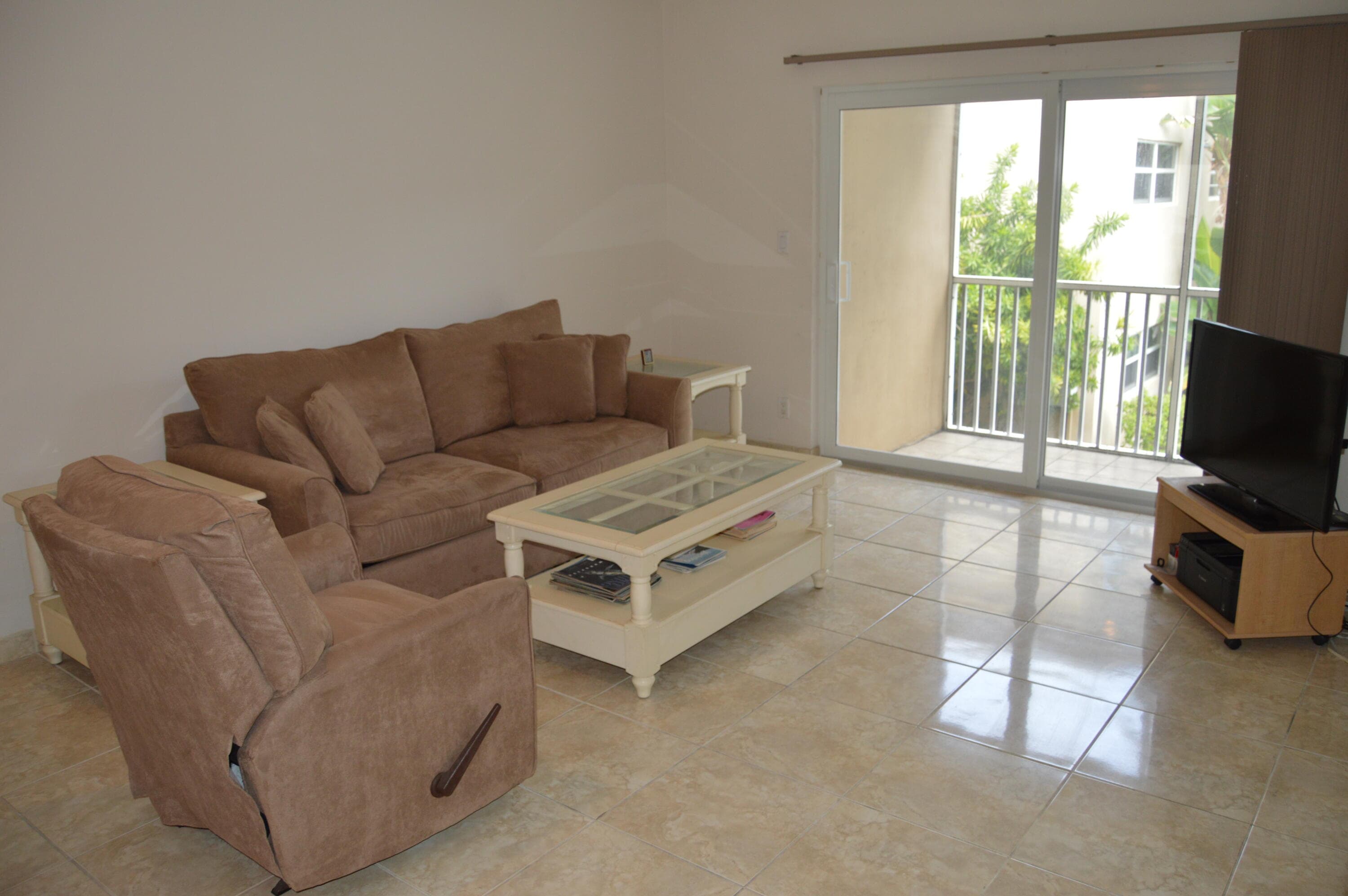 1500 SE 15th Street 219, Fort Lauderdale, FL 33316 — photo 10 of 38