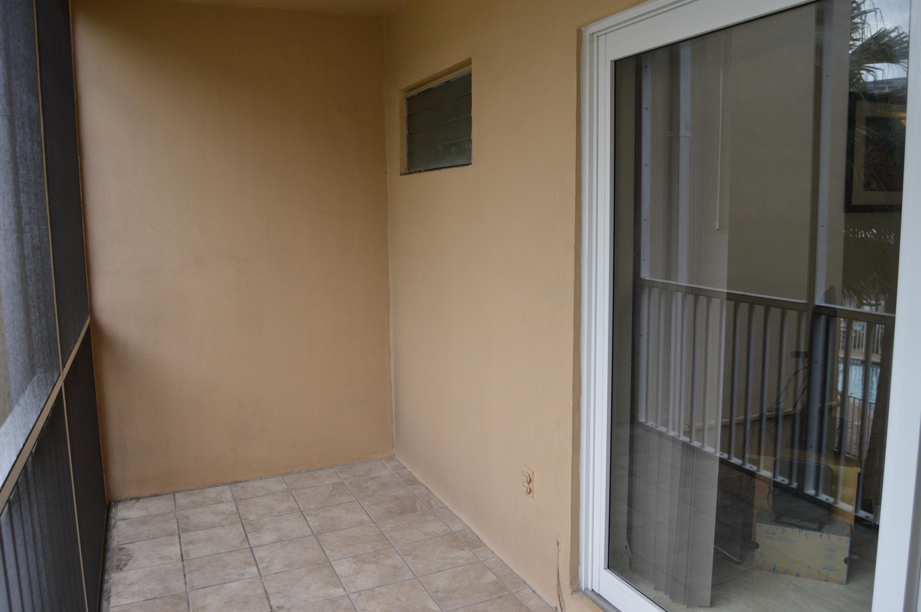 1500 SE 15th Street 219, Fort Lauderdale, FL 33316 — photo 15 of 38