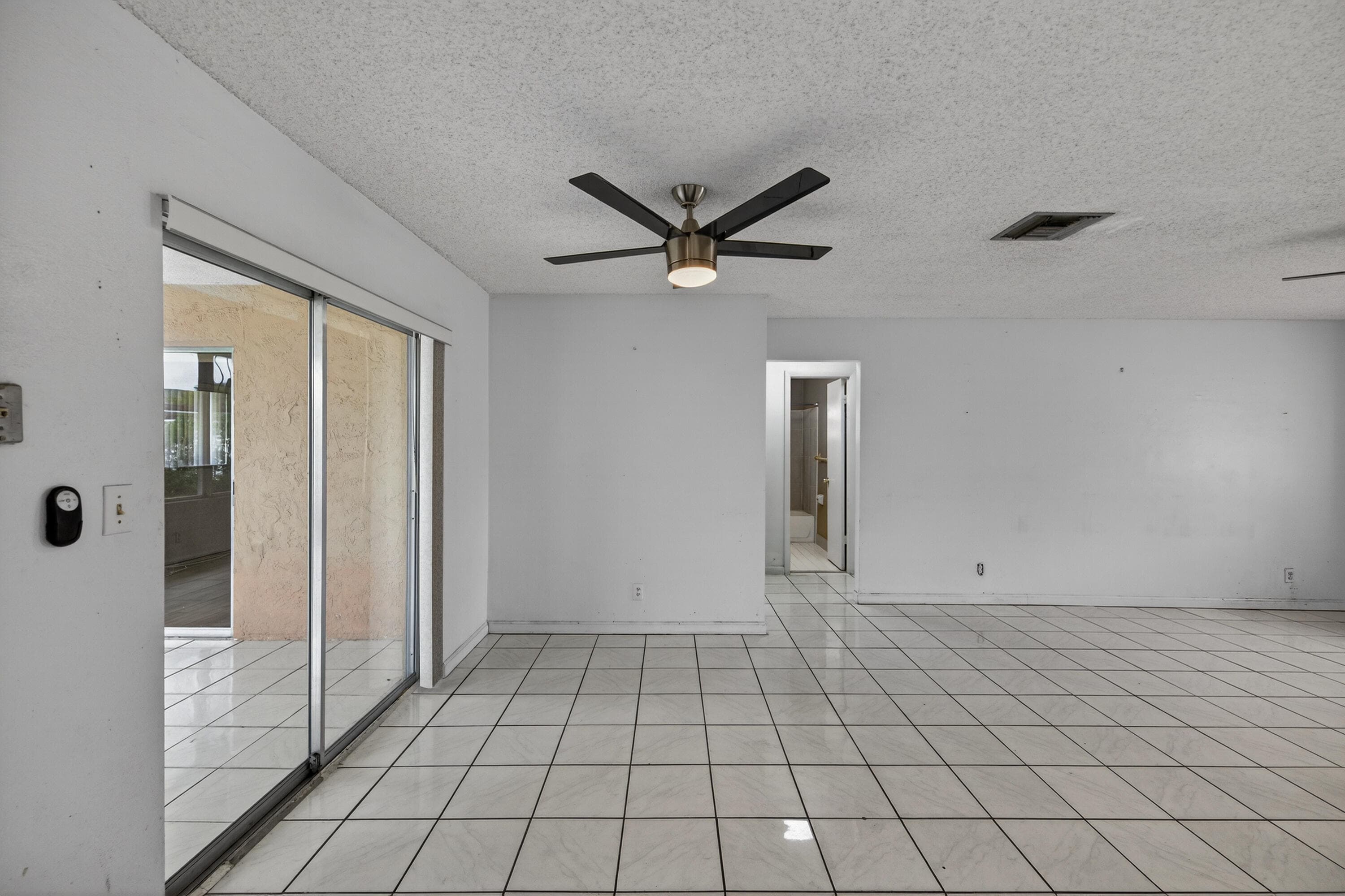 8104 NW 94th Avenue, Tamarac, FL 33321 — photo 15 of 44