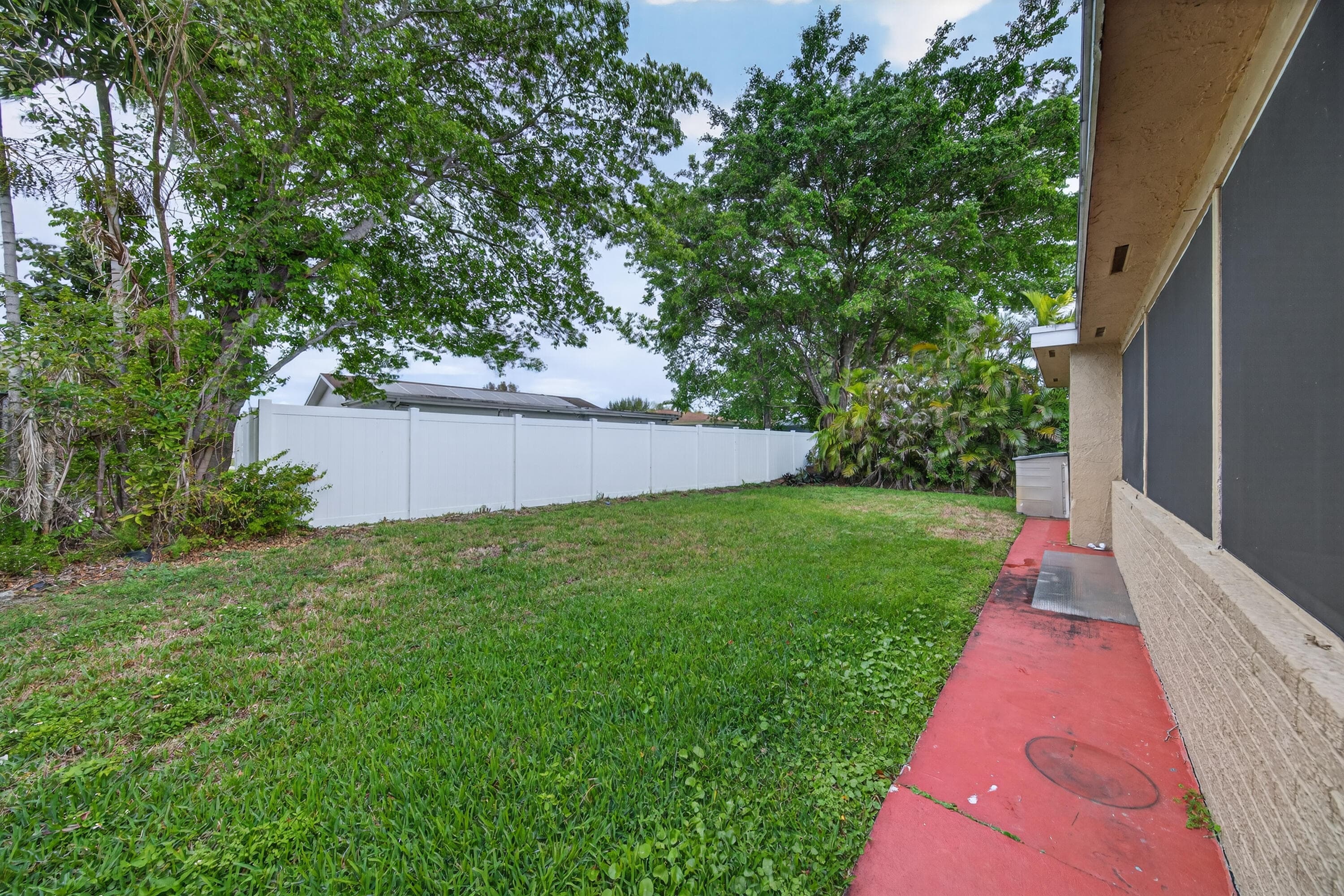 8104 NW 94th Avenue, Tamarac, FL 33321 — photo 36 of 44