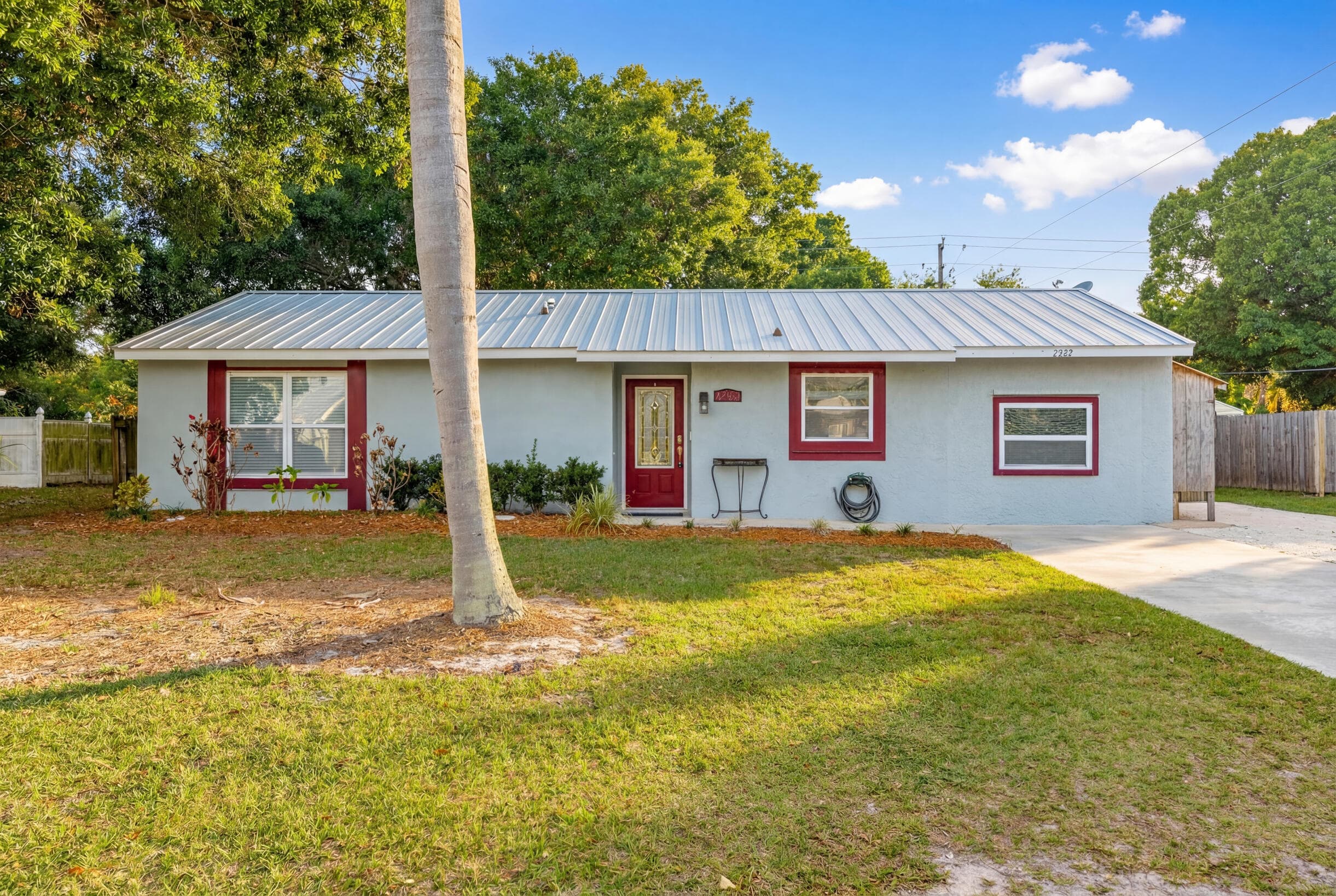 2255 15th Avenue SW, Vero Beach, FL 32962 — photo 1 of 36