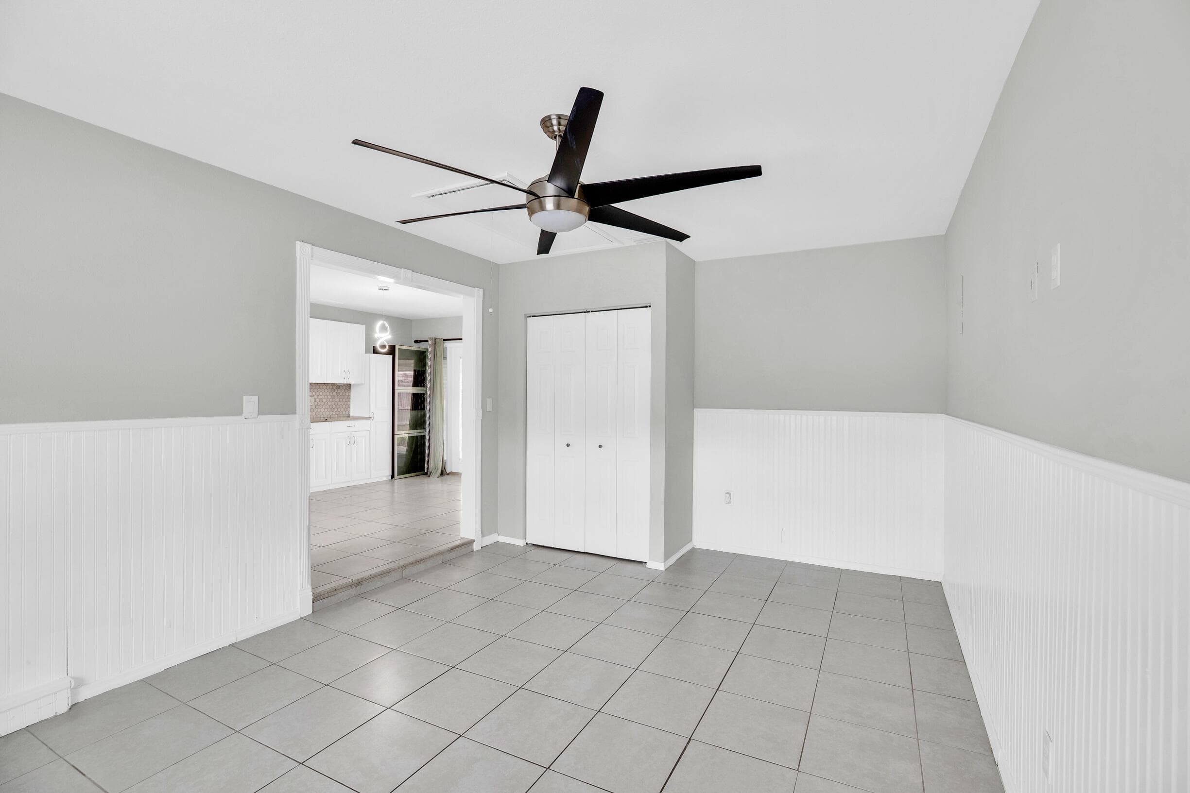2255 15th Avenue SW, Vero Beach, FL 32962 — photo 18 of 36