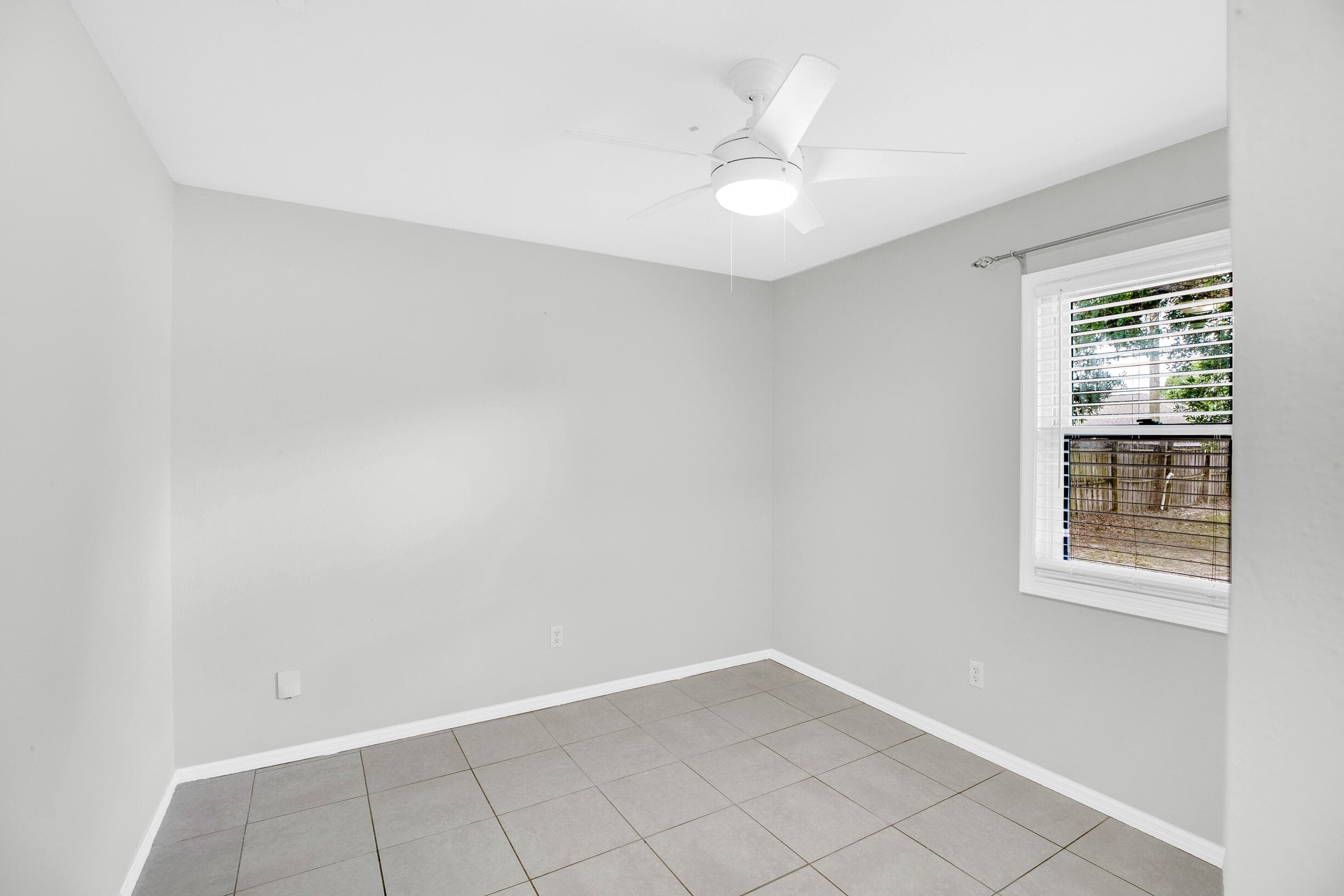 2255 15th Avenue SW, Vero Beach, FL 32962 — photo 22 of 36